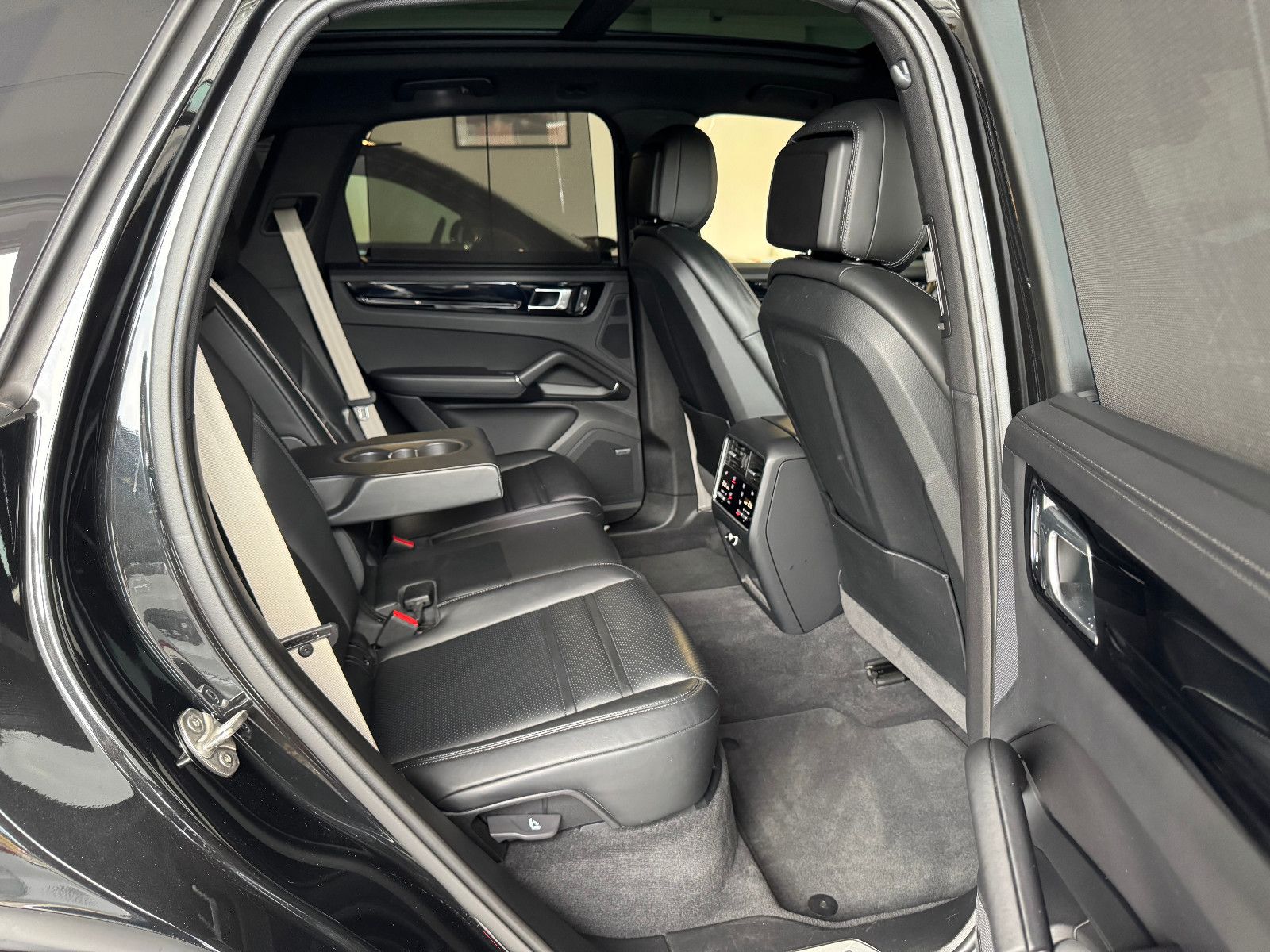 Porsche Cayenne S SportDesign SoftClose Matrix HeadUp 22