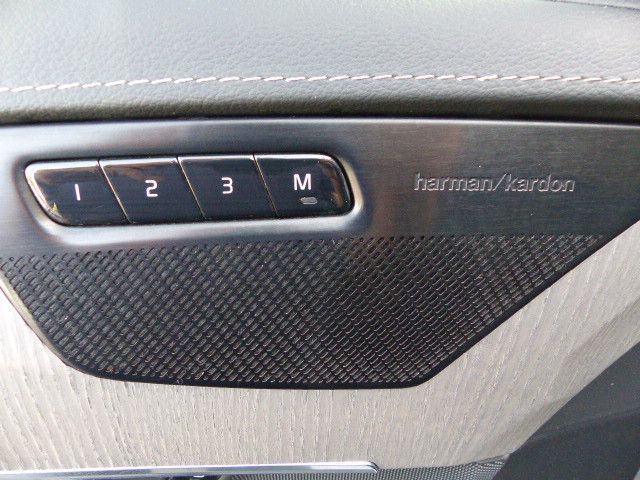 Volvo XC90 Ultimate Dark T8 Recharge Hybrid AWD*PANO*