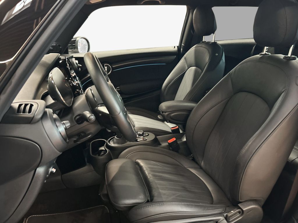 MINI Cooper SE MINI Yours Trim - Samsaru's Car Outlet