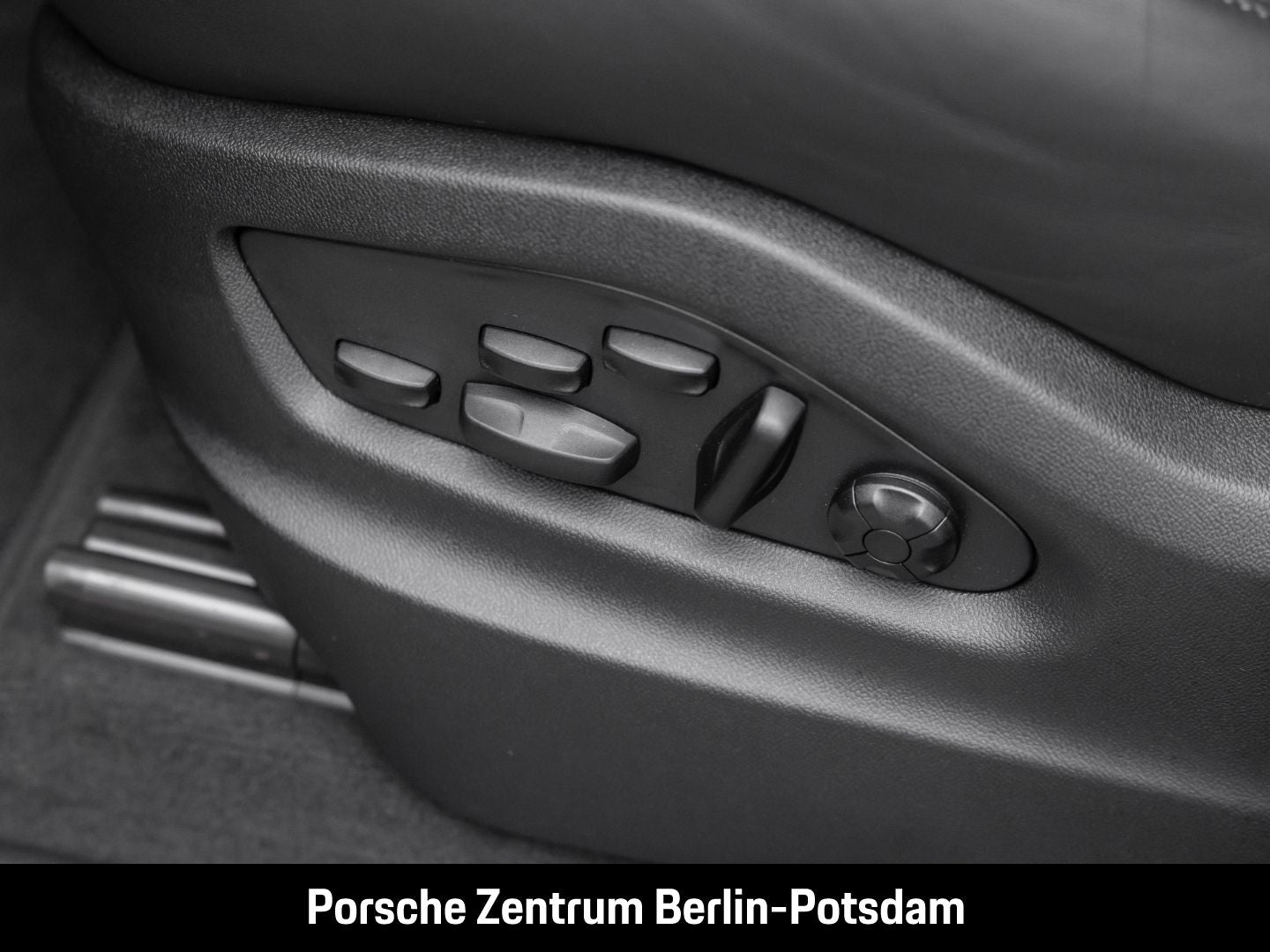 Porsche Cayenne Coupe Sportabgas Klimasitze HD-Matrix