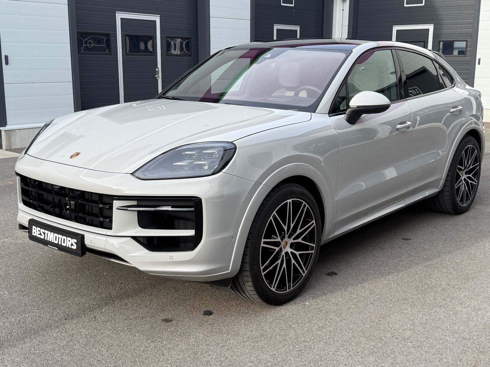 Porsche Cayenne Coupe Sport Design Carbon/HUD/Massage/