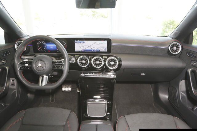 Mercedes-Benz CLA 220 4M Coupé AMG - Samsaru's Car Outlet