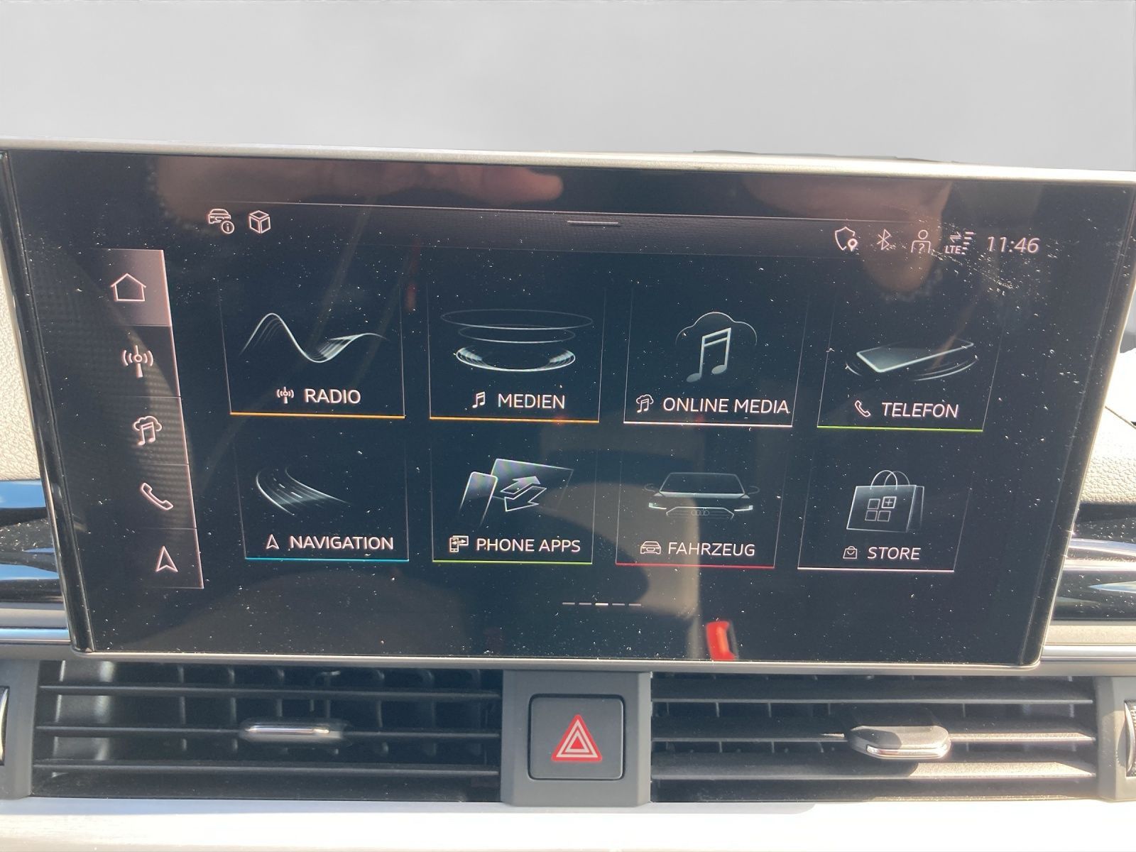 Audi A4 Avant 40 TFSI Q 2x S LINE AHK MATRIX-LED LM19