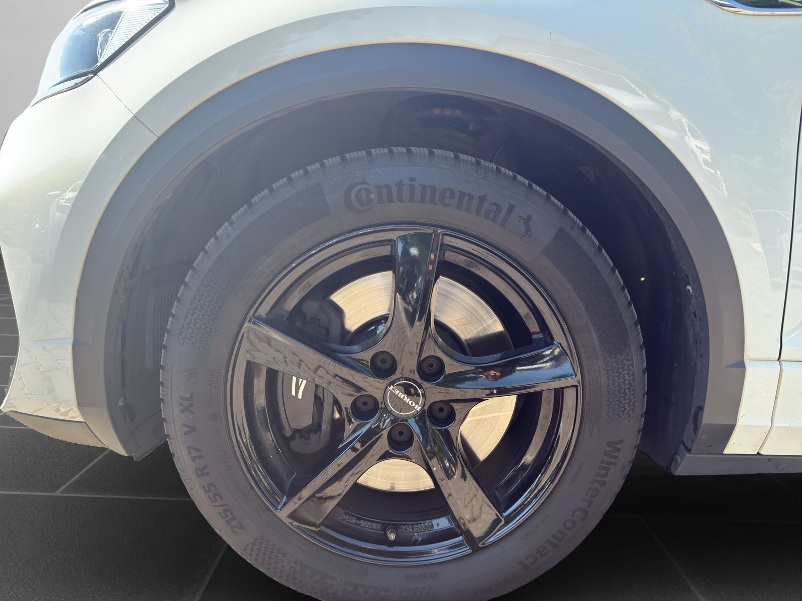 Volkswagen T-Roc R 2.0 TSI 4Motion - Samsaru's Car Outlet