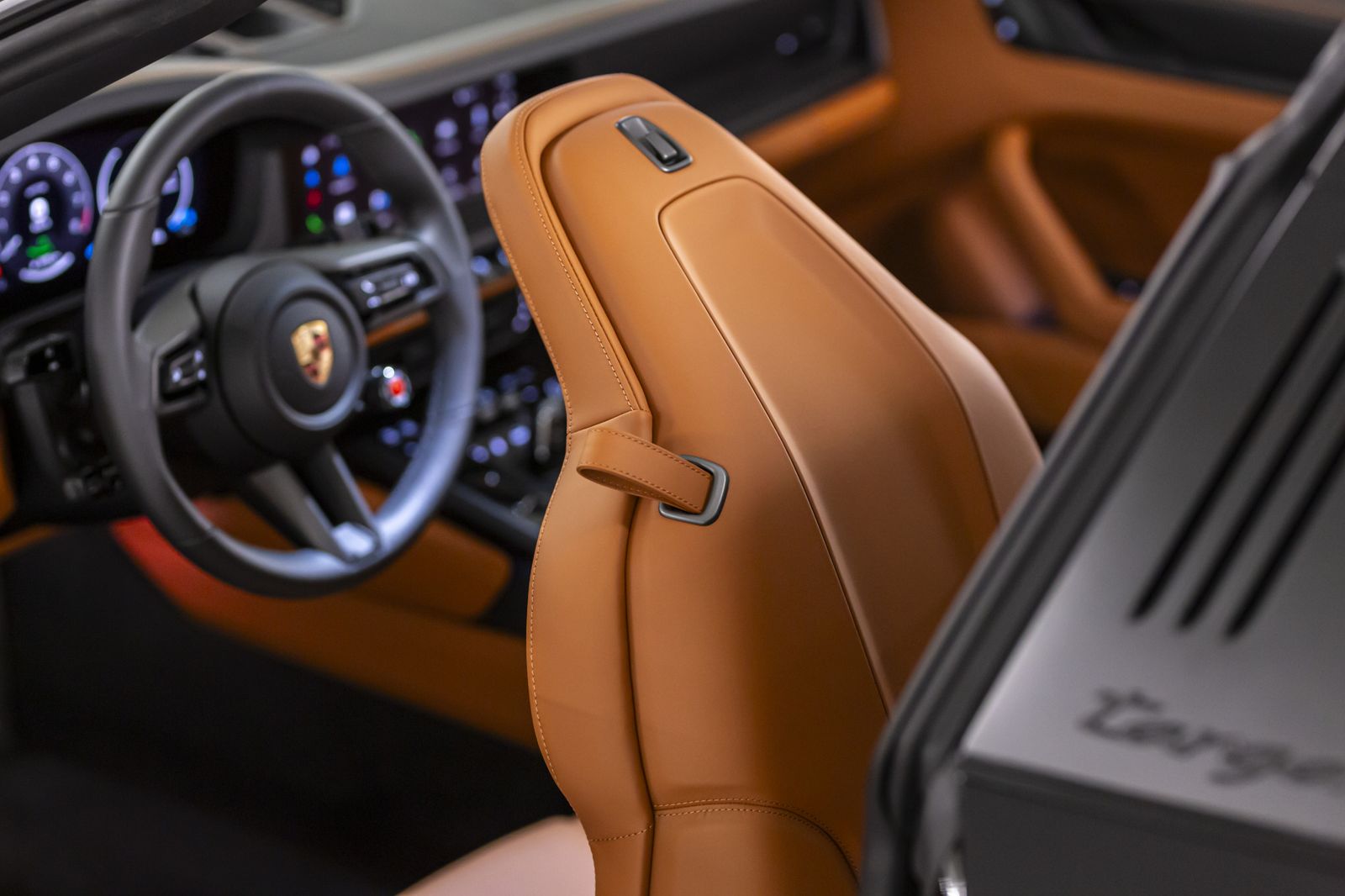 Porsche 911 Targa 4GTS - Samsaru's Car Outlet