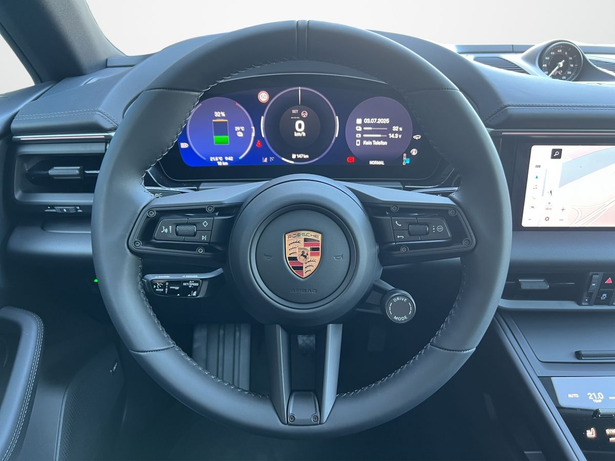 Porsche Macan 4 | Luftfederung | InnoDrive | BOSE |