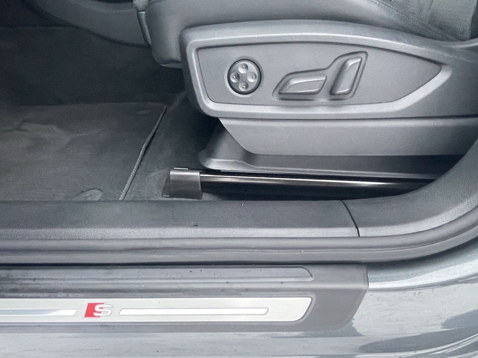 Audi Q5 SB 40 TDI qu. S line Matrix B&O Pano Kamera