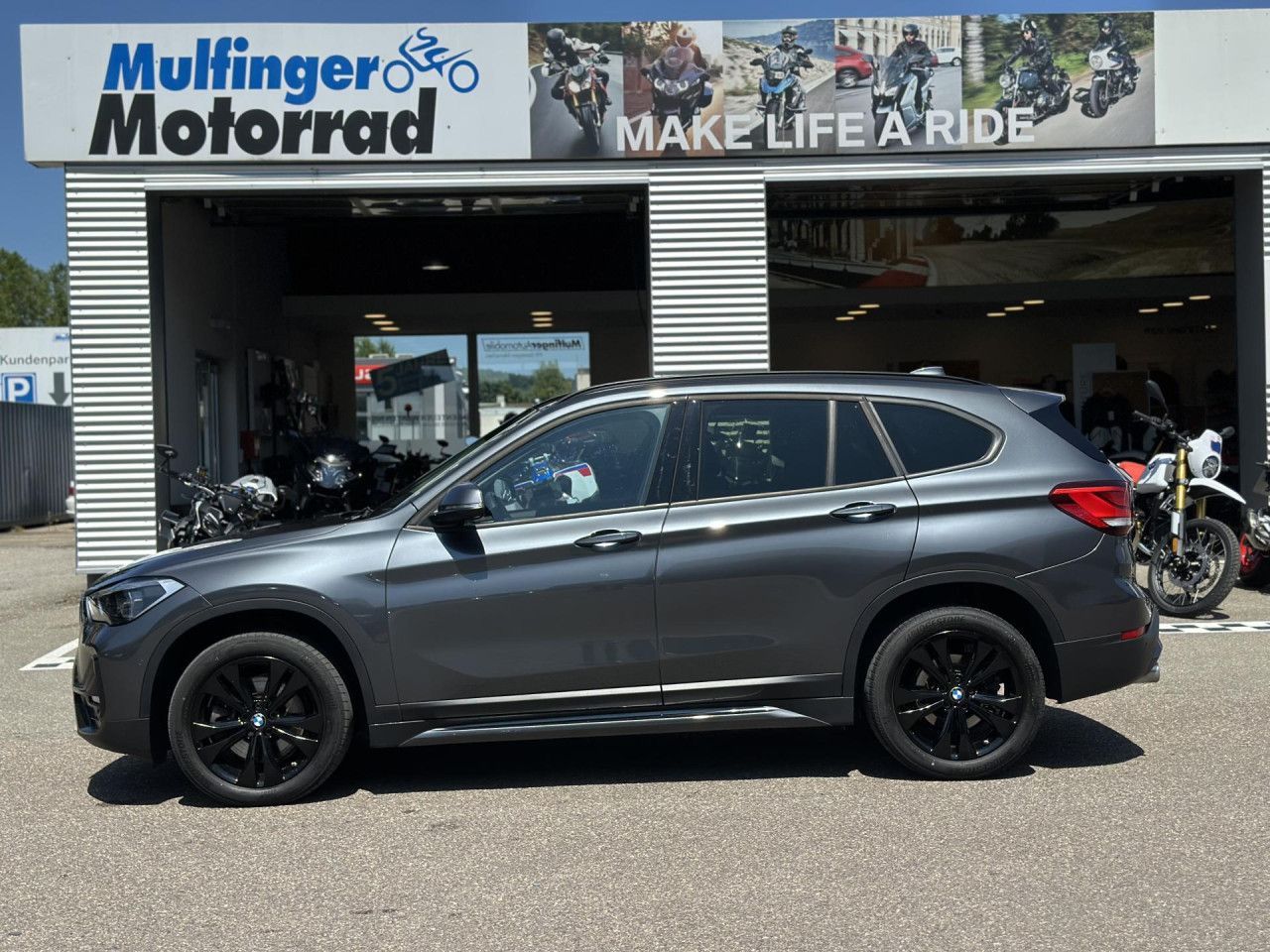 BMW X1 xDrive20d Sport Line - Samsaru's Car Outlet
