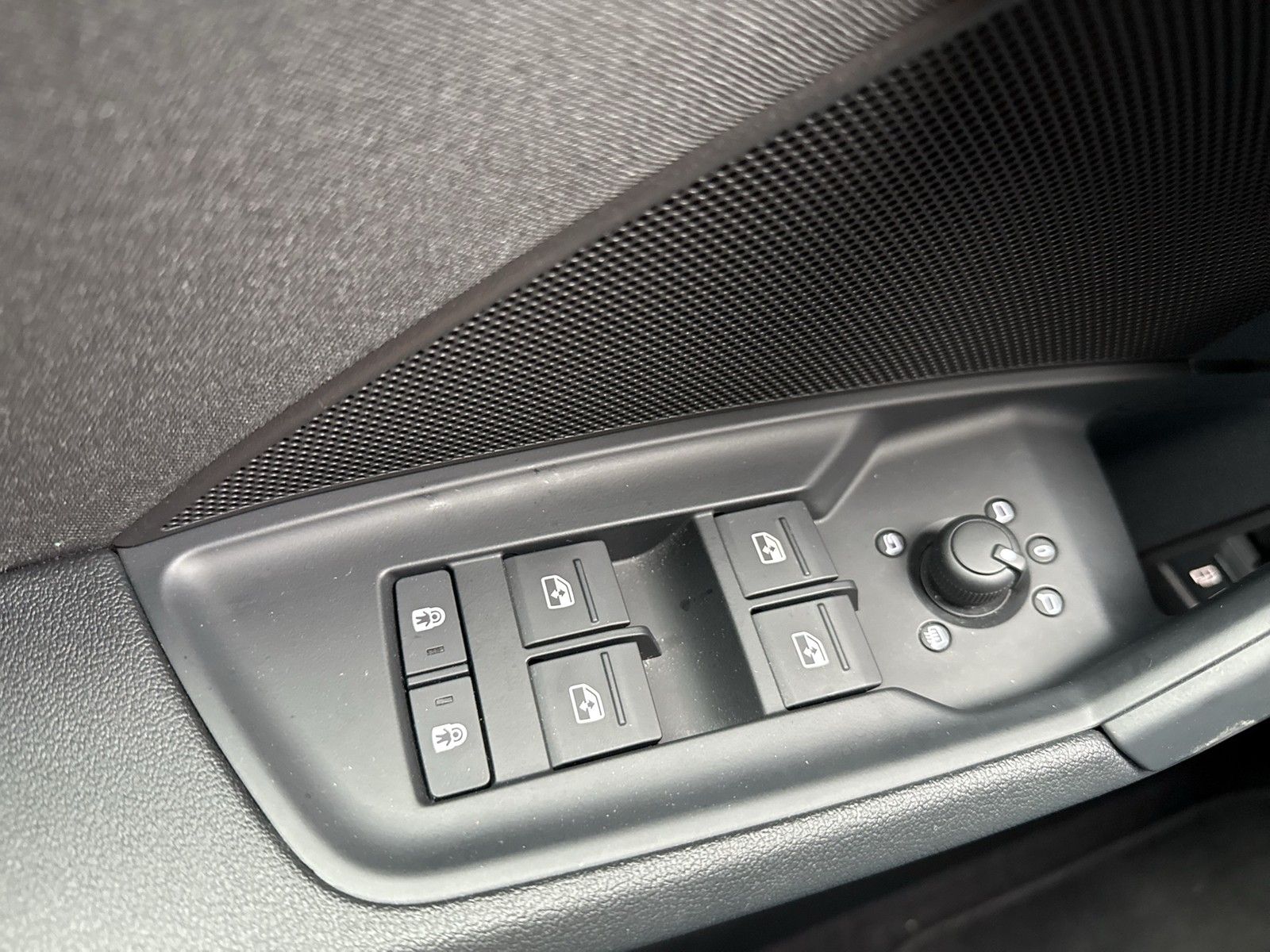 Audi A3 Sportback 40 HYBRID advanced ALU NAVI+ LED