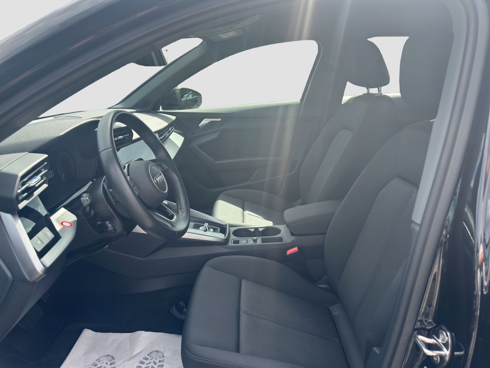 Audi A3 Sportback 40*1.4TFSI*e-tron*basis*NAVI*AHK*EP