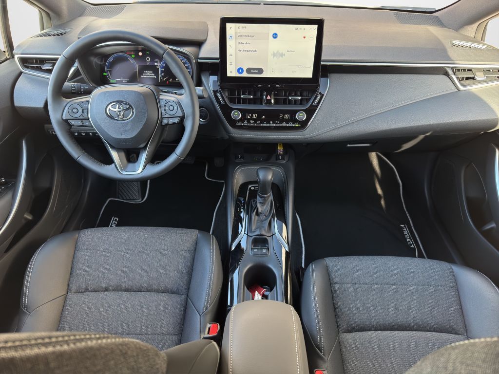 Toyota Corolla 2.0 Hybrid TS Teamplayer *Technik-Paket*