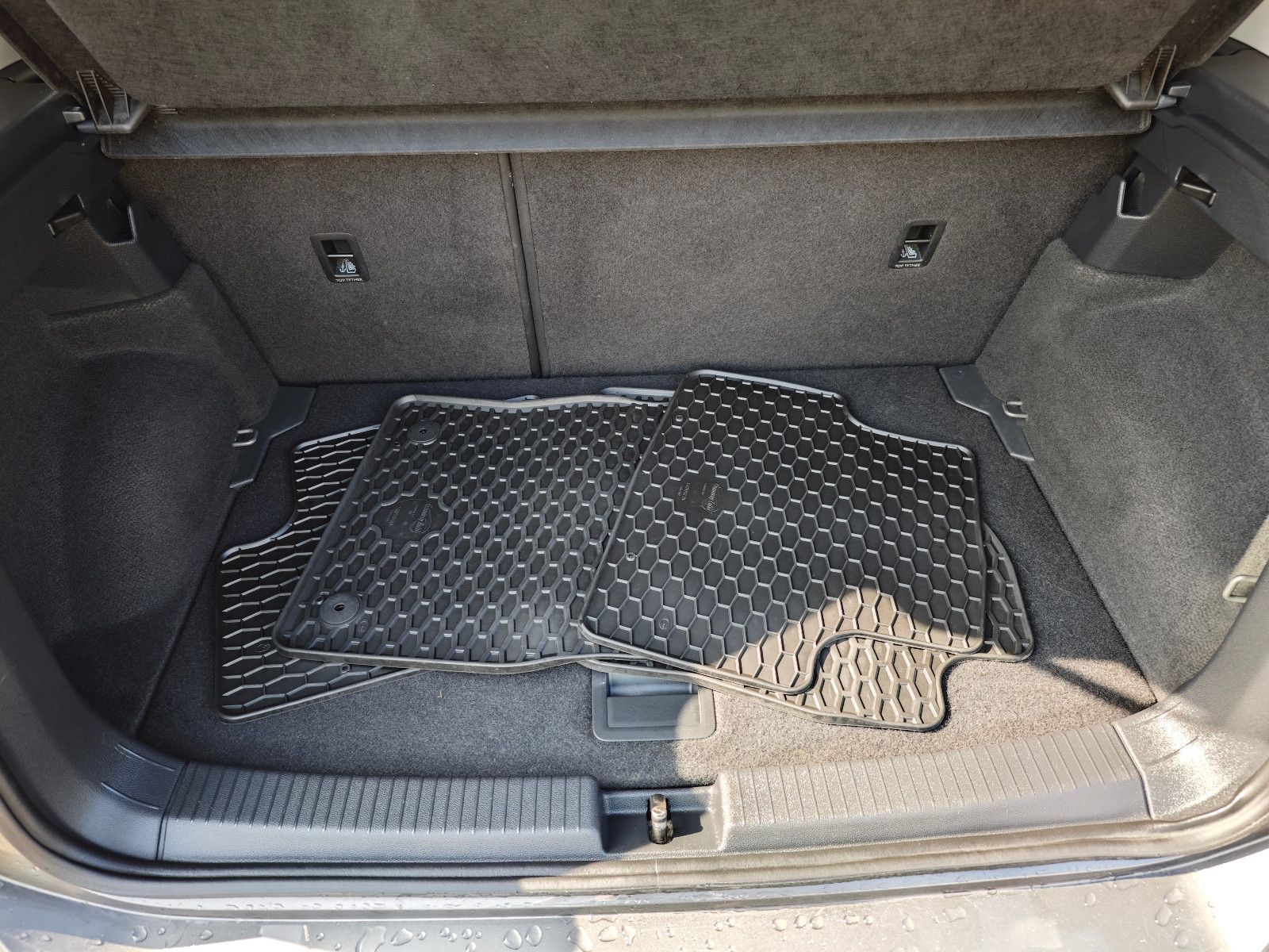 Volkswagen T-Cross Highline - Samsaru's Car Outlet