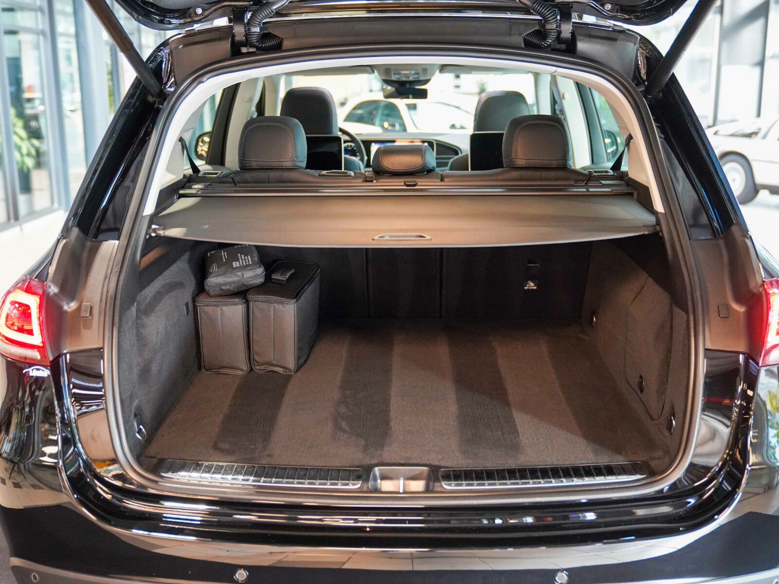 Mercedes-Benz GLE 350 e 4M Fond Entertainment Pano Head-up DAB