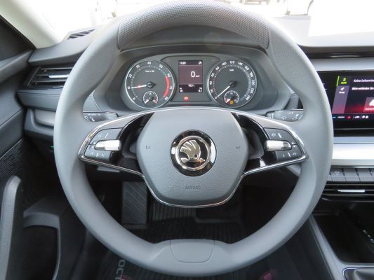 Skoda Octavia Active 1.0 TSI - Samsaru's Car Outlet