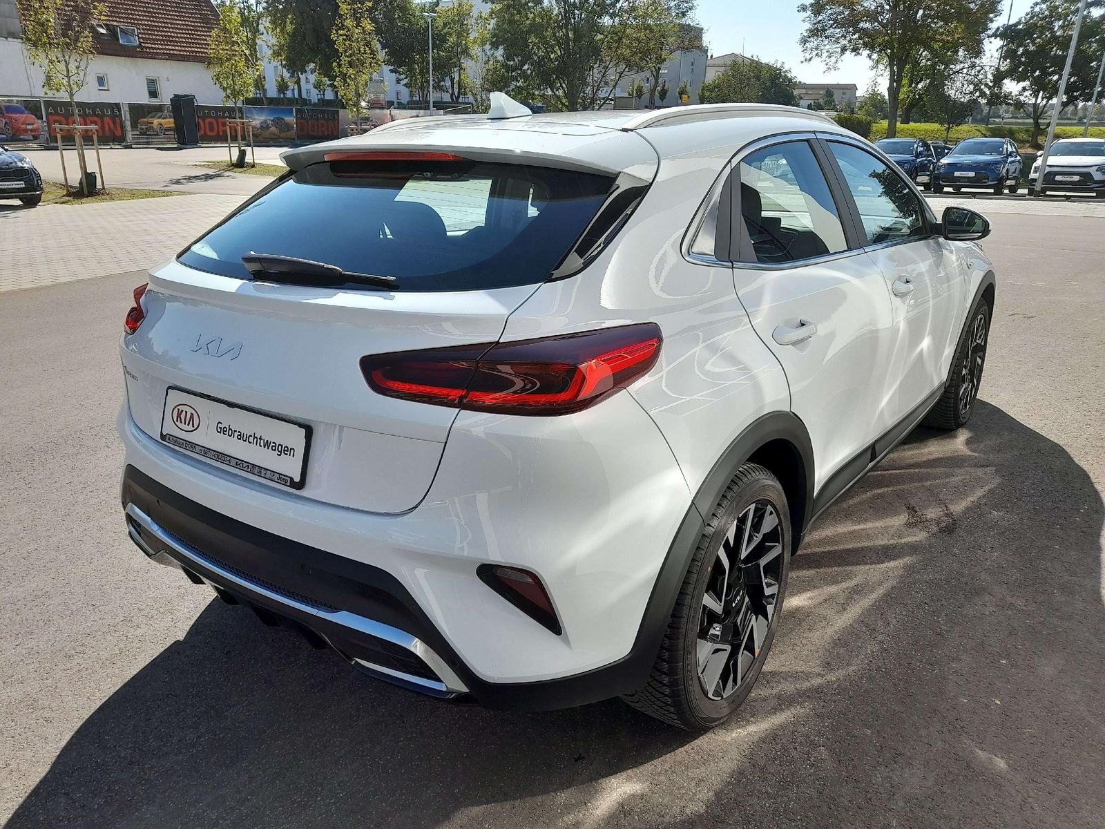 Kia XCeed Vision 2023 1.6D 48V DCT7 - Samsaru's Car Outlet