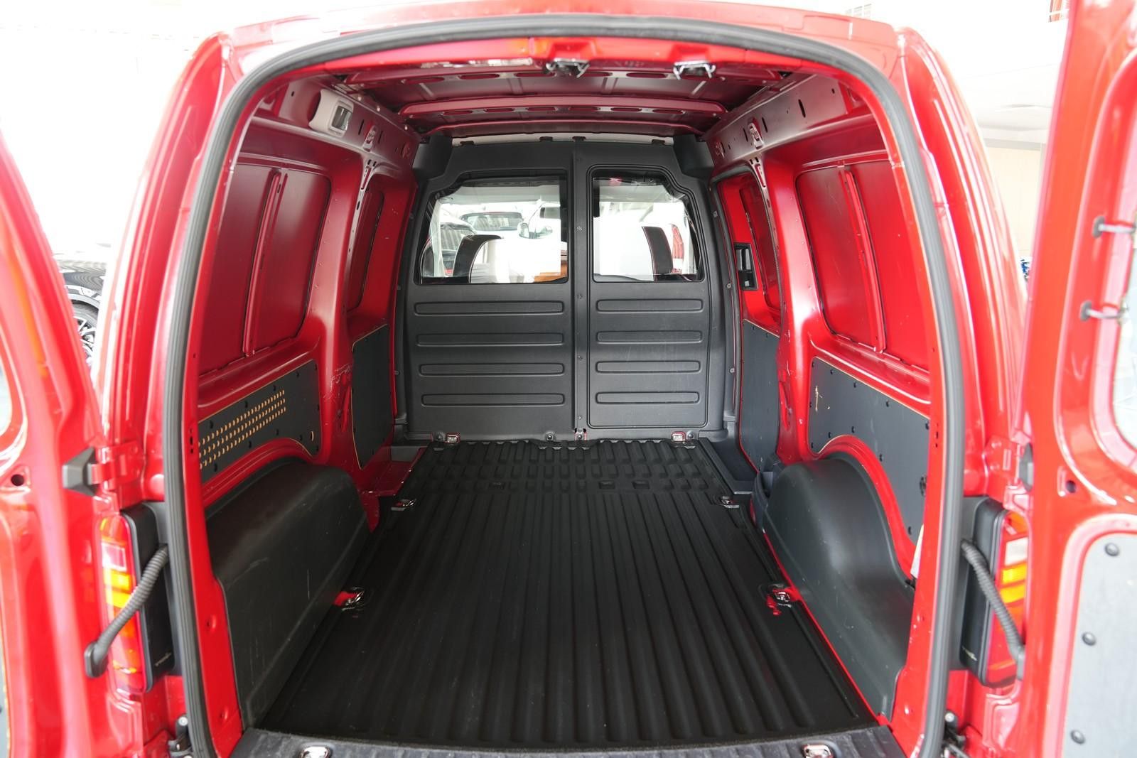 Volkswagen Caddy Maxi - Samsaru's Car Outlet