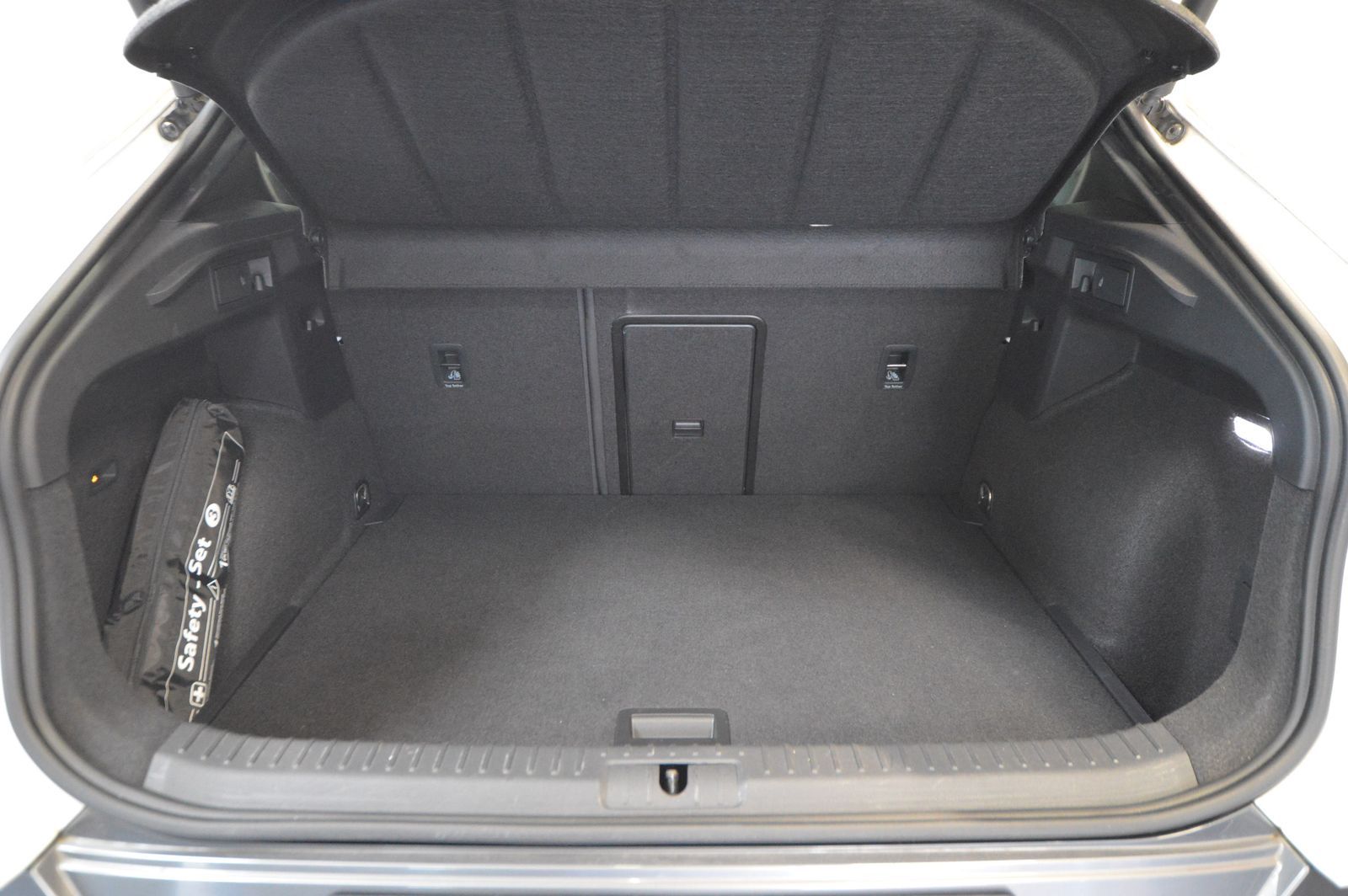 Cupra Formentor 2.0 TSI VZ - Samsaru's Car Outlet