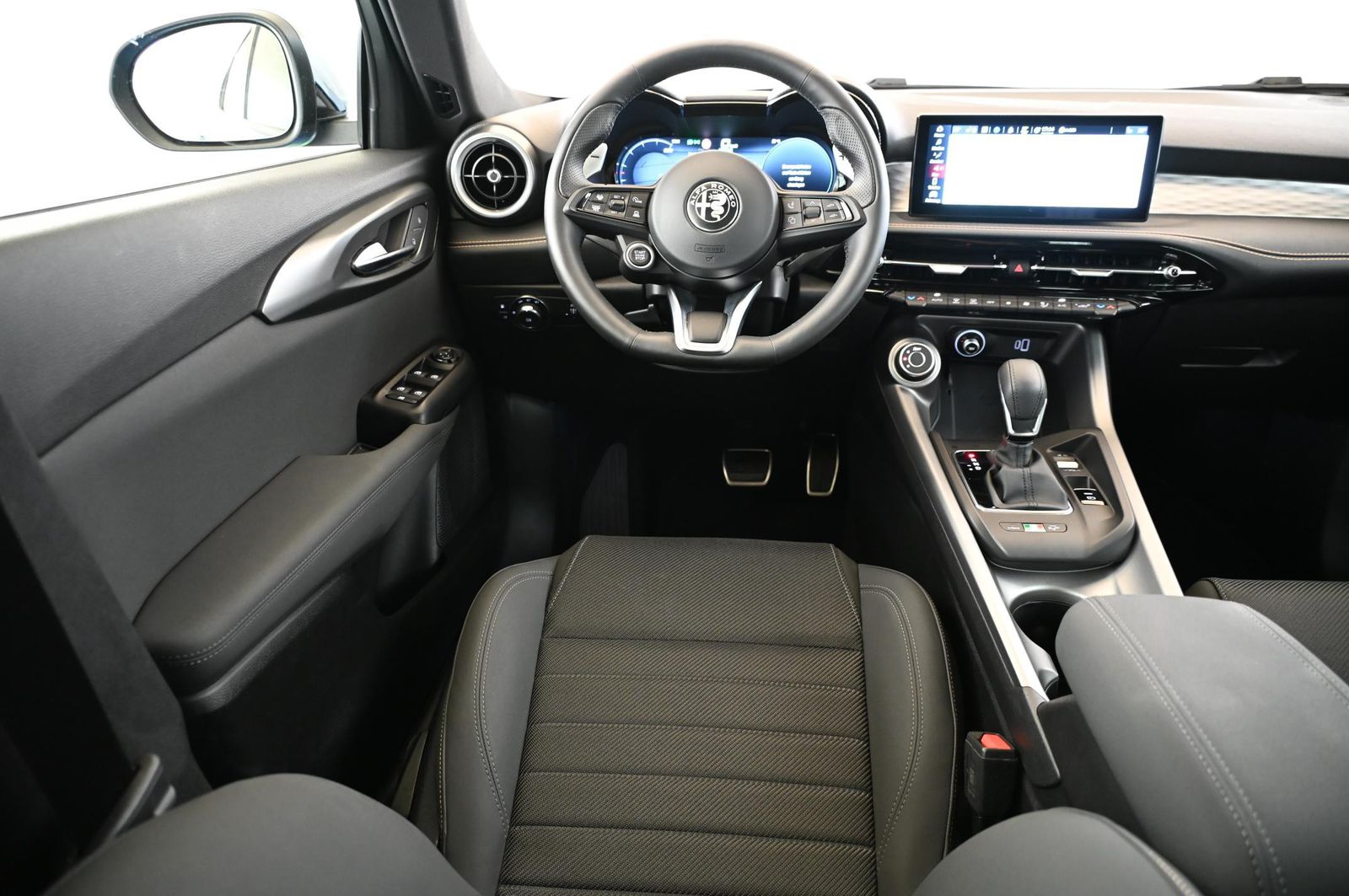 Alfa Romeo Tonale 1.3 PHEV 280 Q4 Ti LED/PANO/BREMBO/20