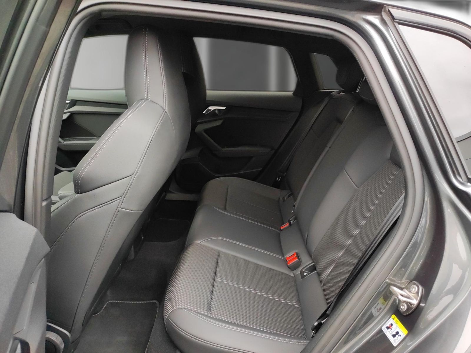 Audi A3 Sportback 45 TFSI e S line S tronic *NAV+*