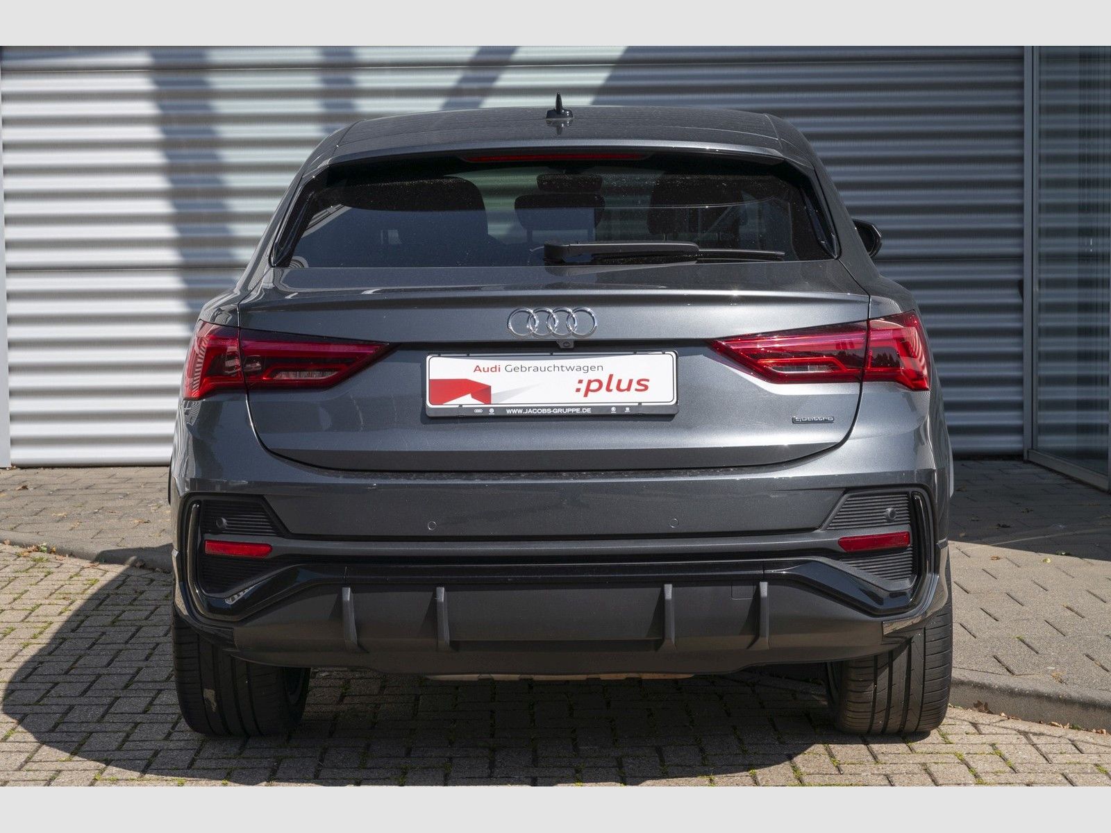 Audi Q3 SB S line 45 TFSI quat. S tronic - Samsaru's Car Outlet
