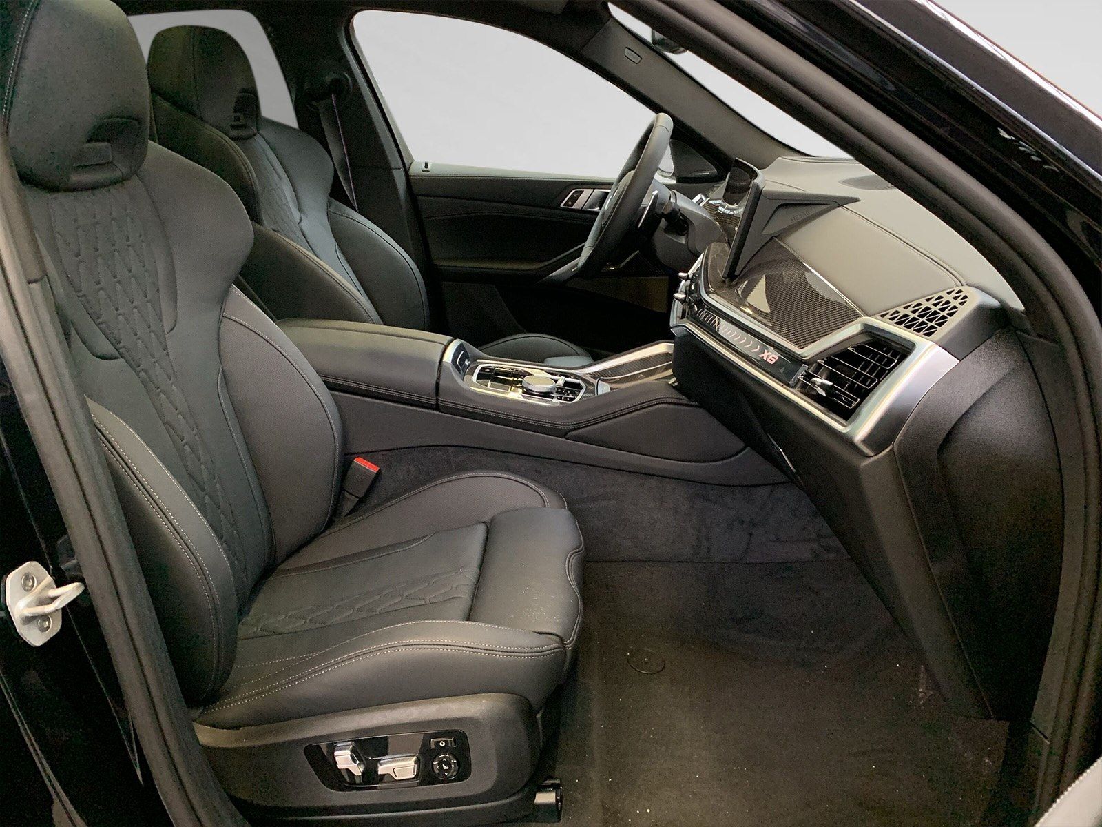 BMW X6 xDrive40i M Sport Pro|Pano|AHK|Autobahnass.