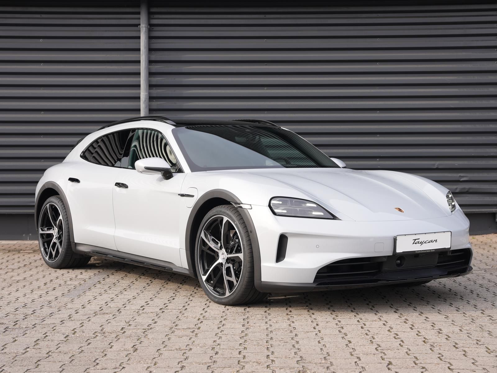 Porsche Taycan 4S Cross Turismo InnoDrive Surround-View