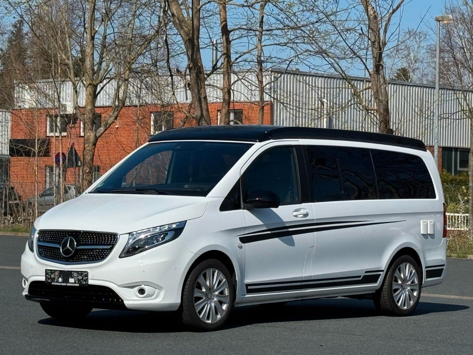 Mercedes-Benz VITO V220 - Samsaru's Car Outlet