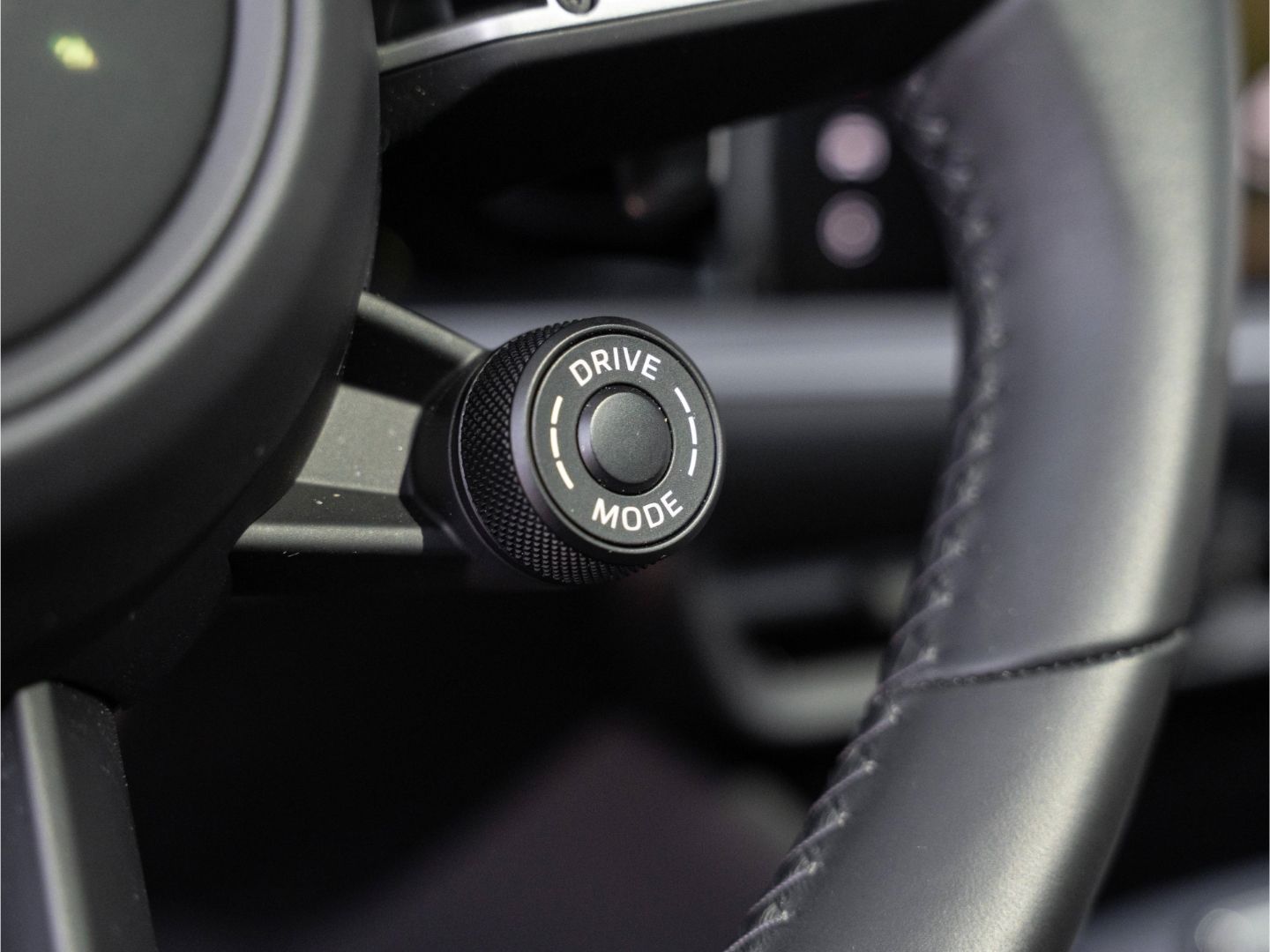 Porsche Cayenne E-Hybrid SportDesign Paket HD-Matrix HUD
