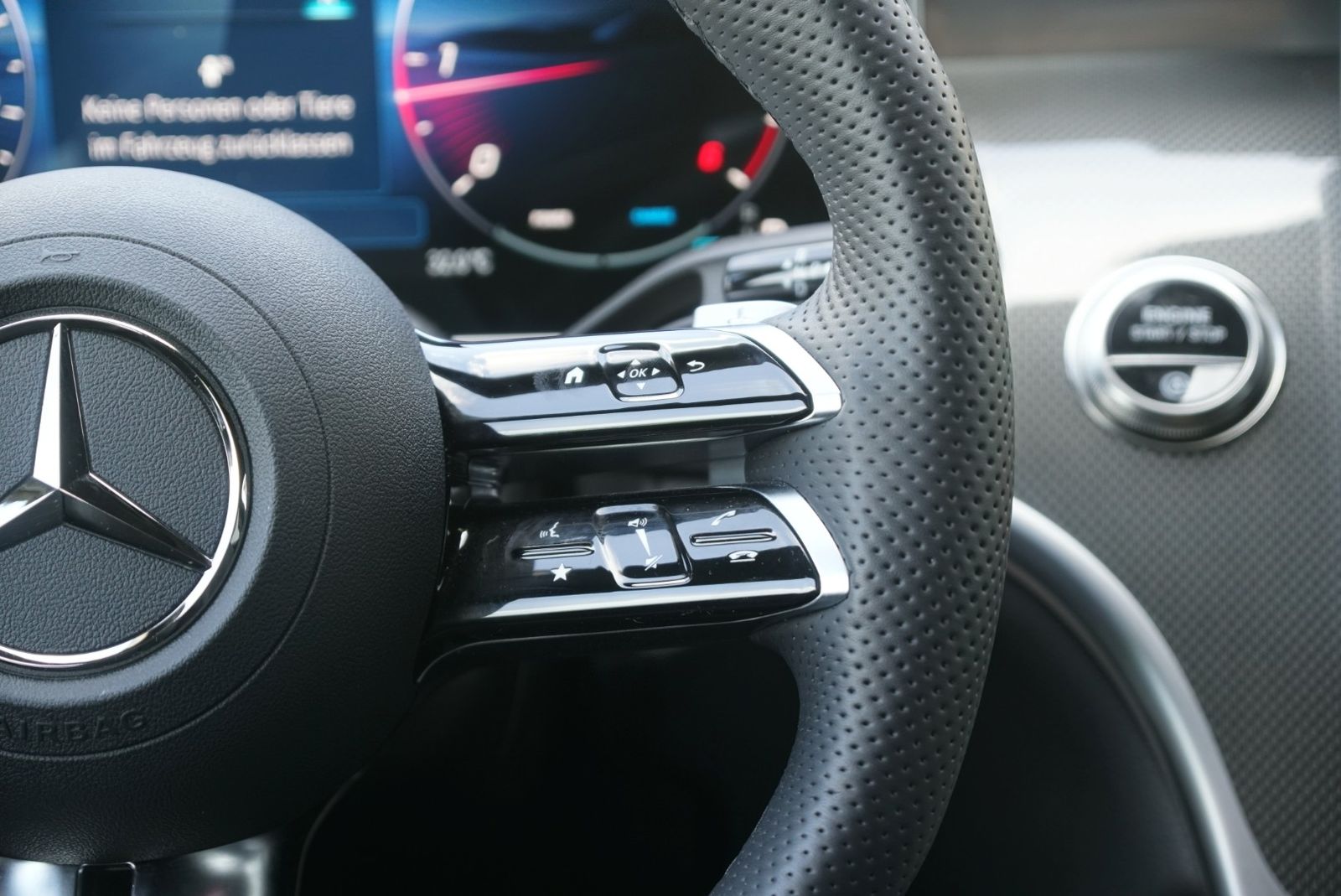 Mercedes-Benz GLC 300d 4M Edition AMG Line *ACC*AHK*Navi*