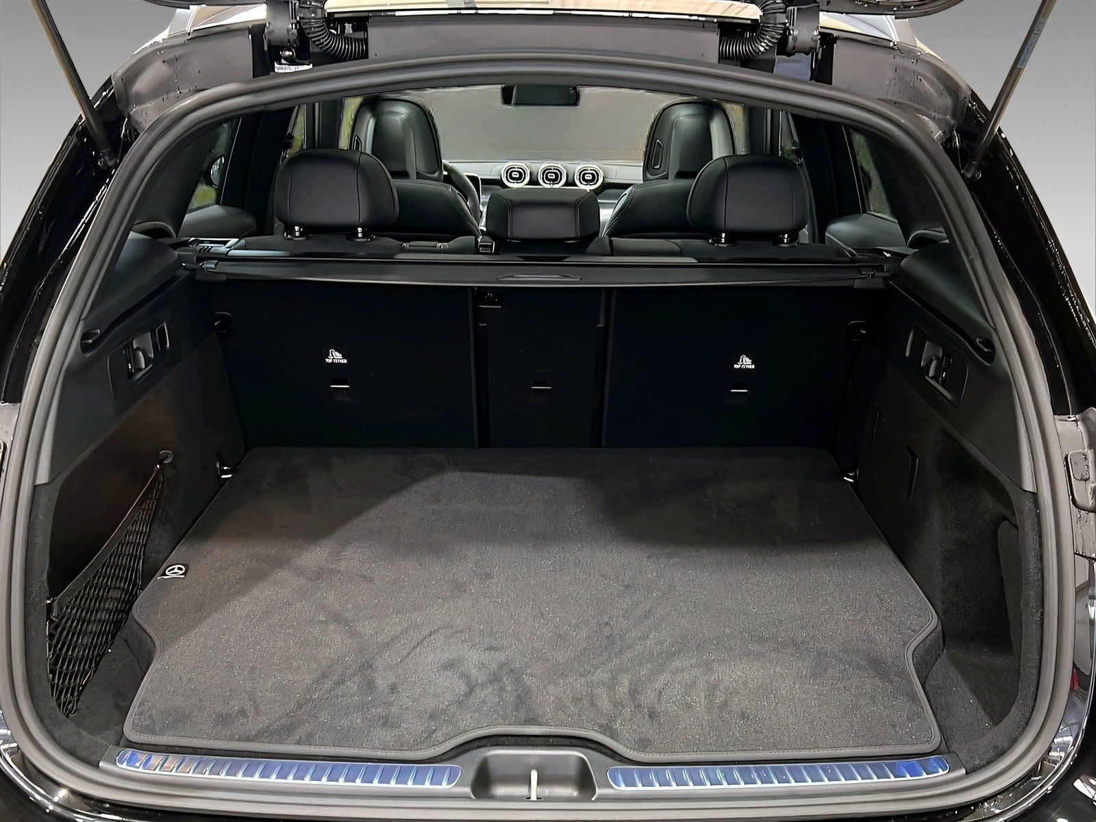 Mercedes-Benz GLC 300 de 4M AMG+DISTR+NIGHT+Pano+TotW+AHK+360°