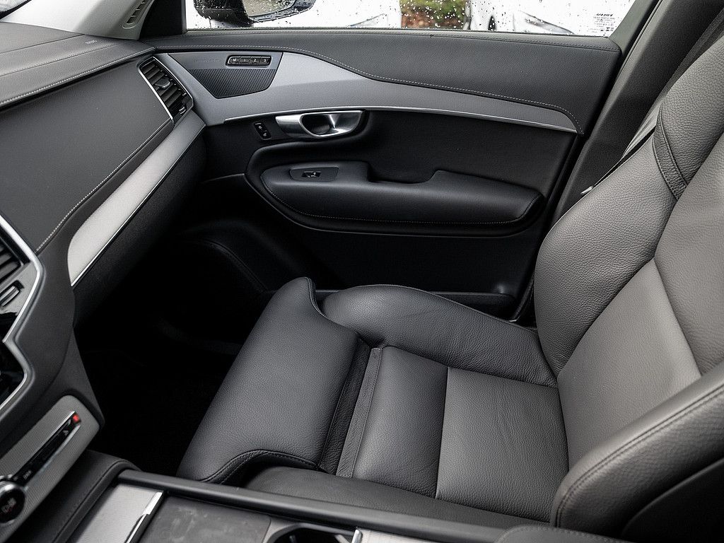 Volvo XC90 T8 AWD Plus Dark Panorama, AHK