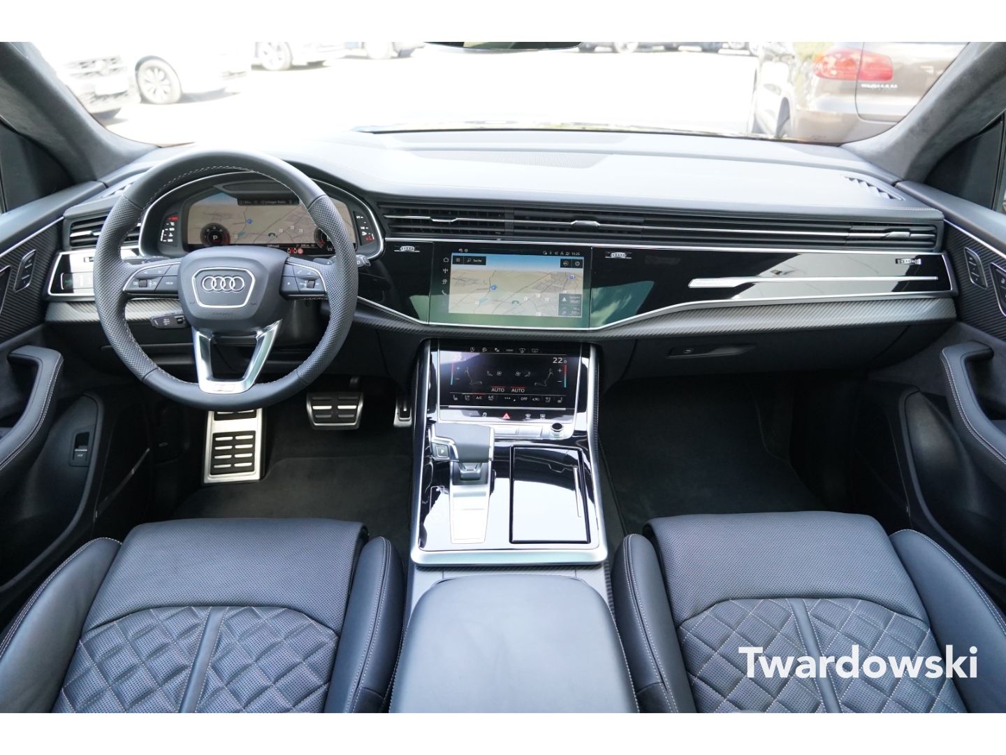 Audi Q8 50 TDI S line Pano Hud Matrix 23'' B&O AHK 36