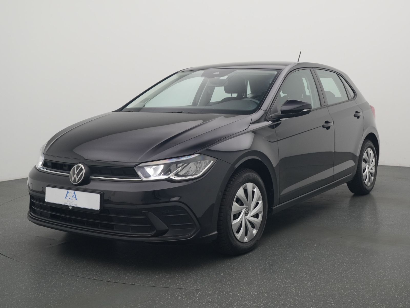 Volkswagen Polo Life DSG - Samsaru's Car Outlet