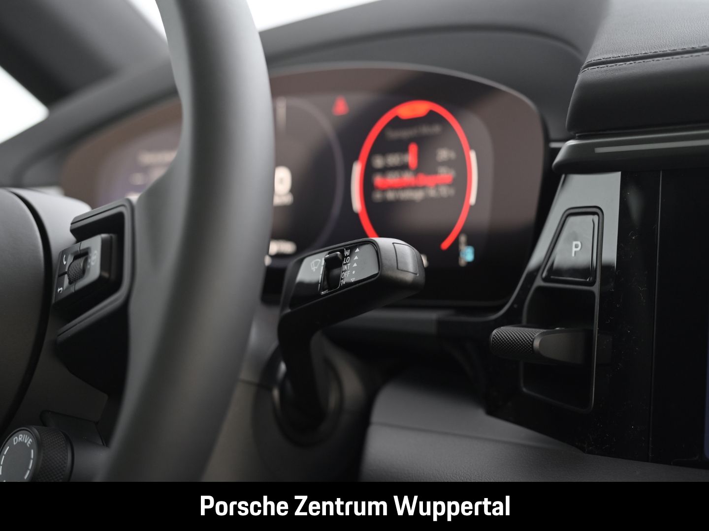Porsche Macan 4S Surround-View LED-Matrix Abstandstempom
