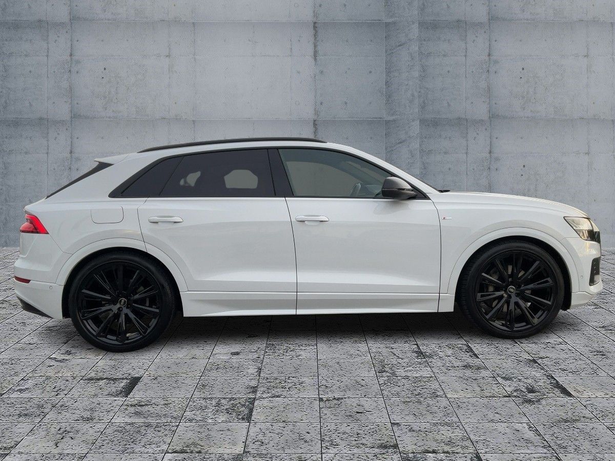 Audi Q8 50 TDI S-LINE MATRIX+NAVI+B&O+DVD+ACC+AHK+23"
