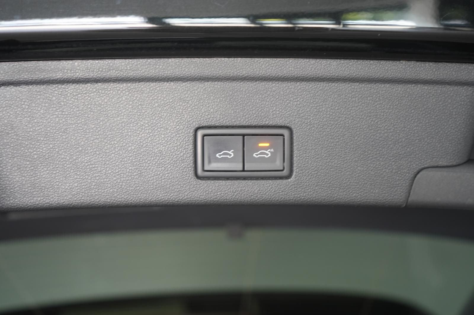 Volkswagen Touareg R 3.0 V6 e-Hybrid 4Motion Leder/ACC/Kame