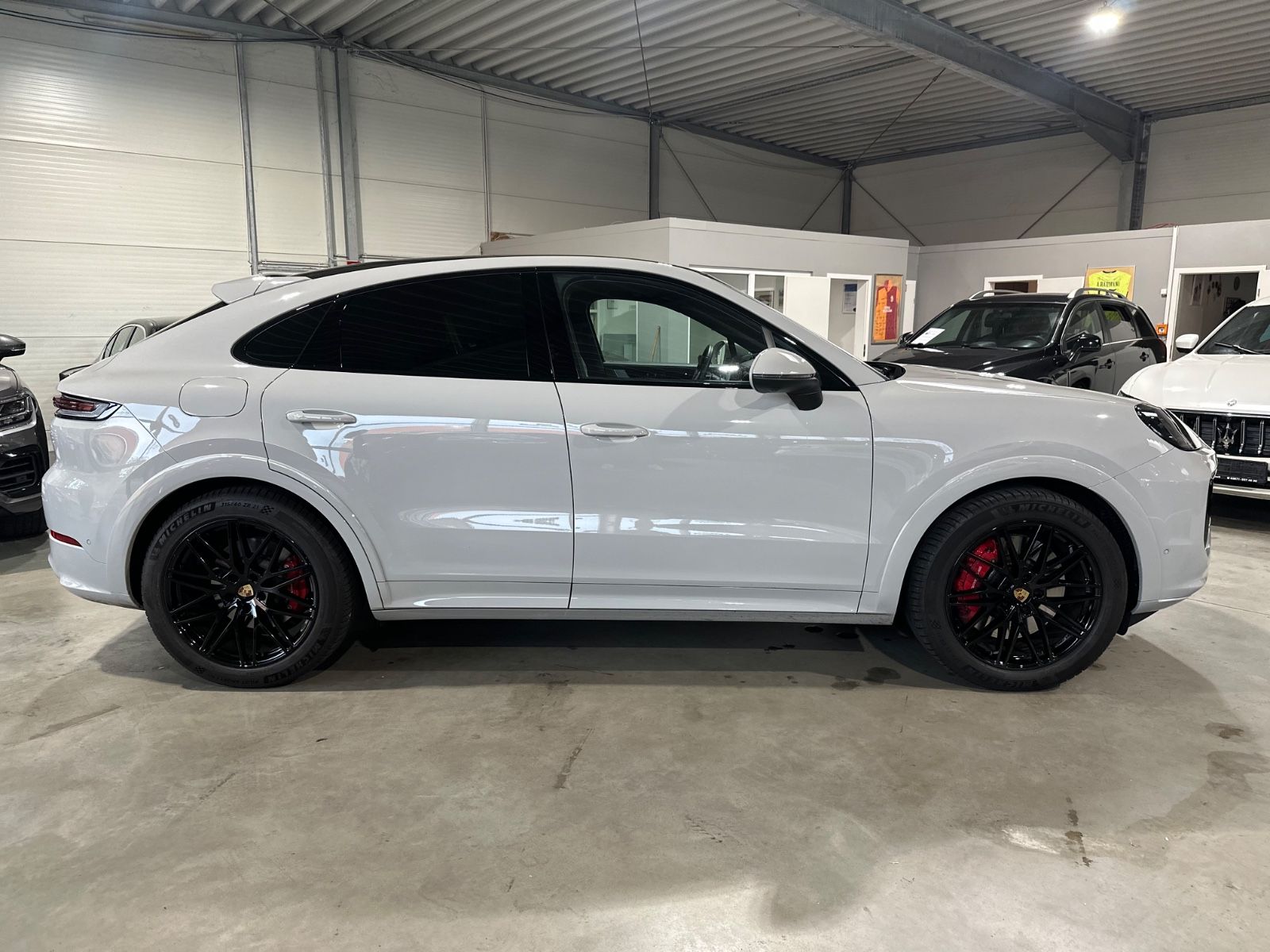 Porsche Cayenne Coupe S E-Hybrid HUD|SoftClose|P-Display