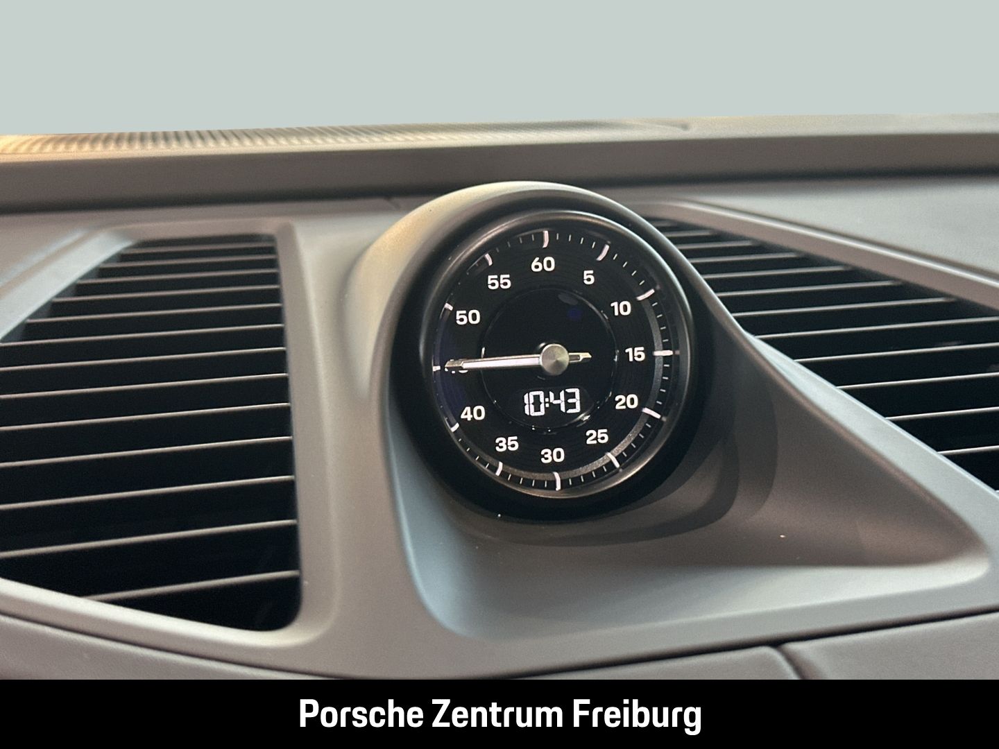 Porsche Macan 4 BOSE Luftfederung Panorama Surround-View