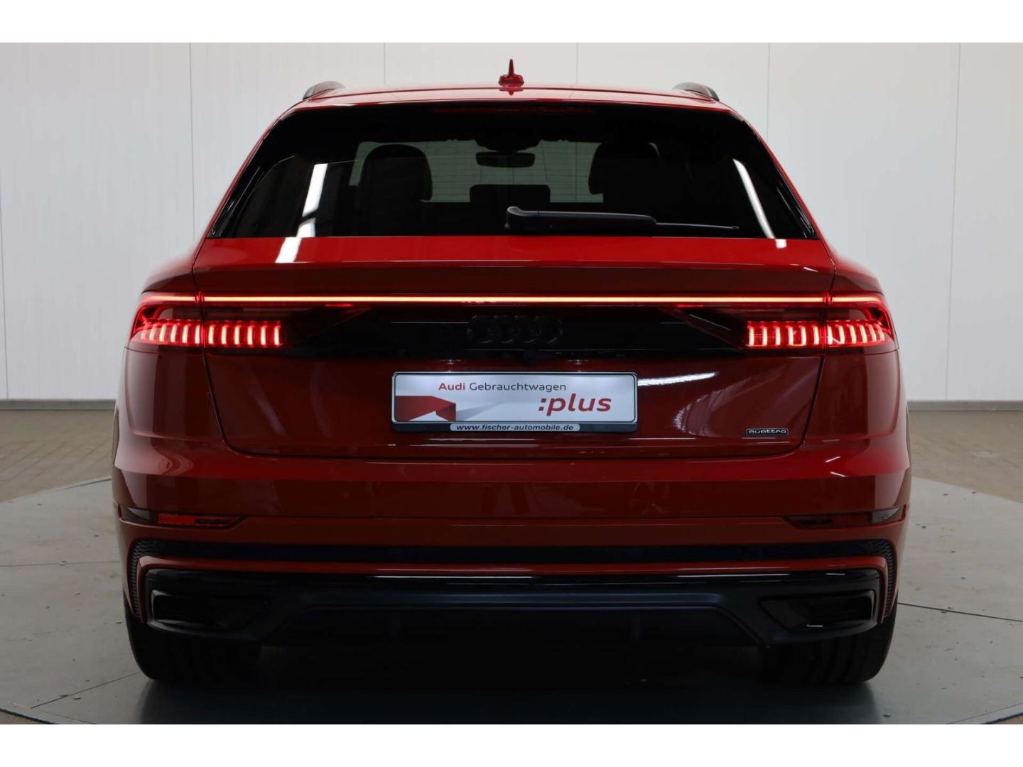 Audi Q8 55 TFSI e quattro S line