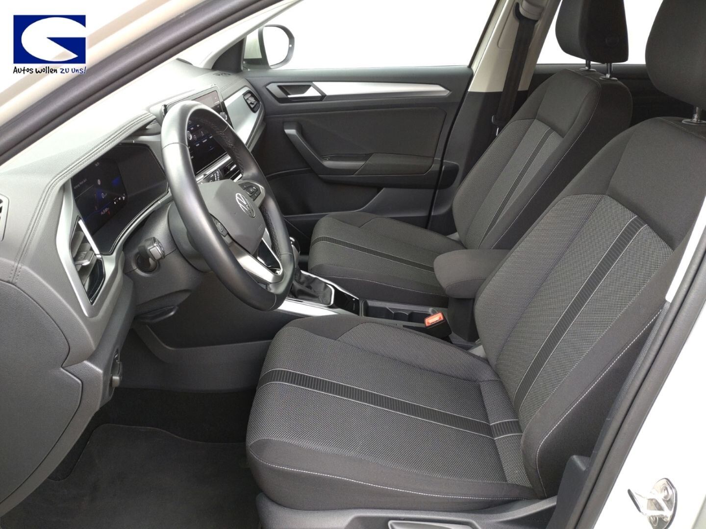 Volkswagen T-Roc 1.5 TSI Life DSG - Samsaru's Car Outlet