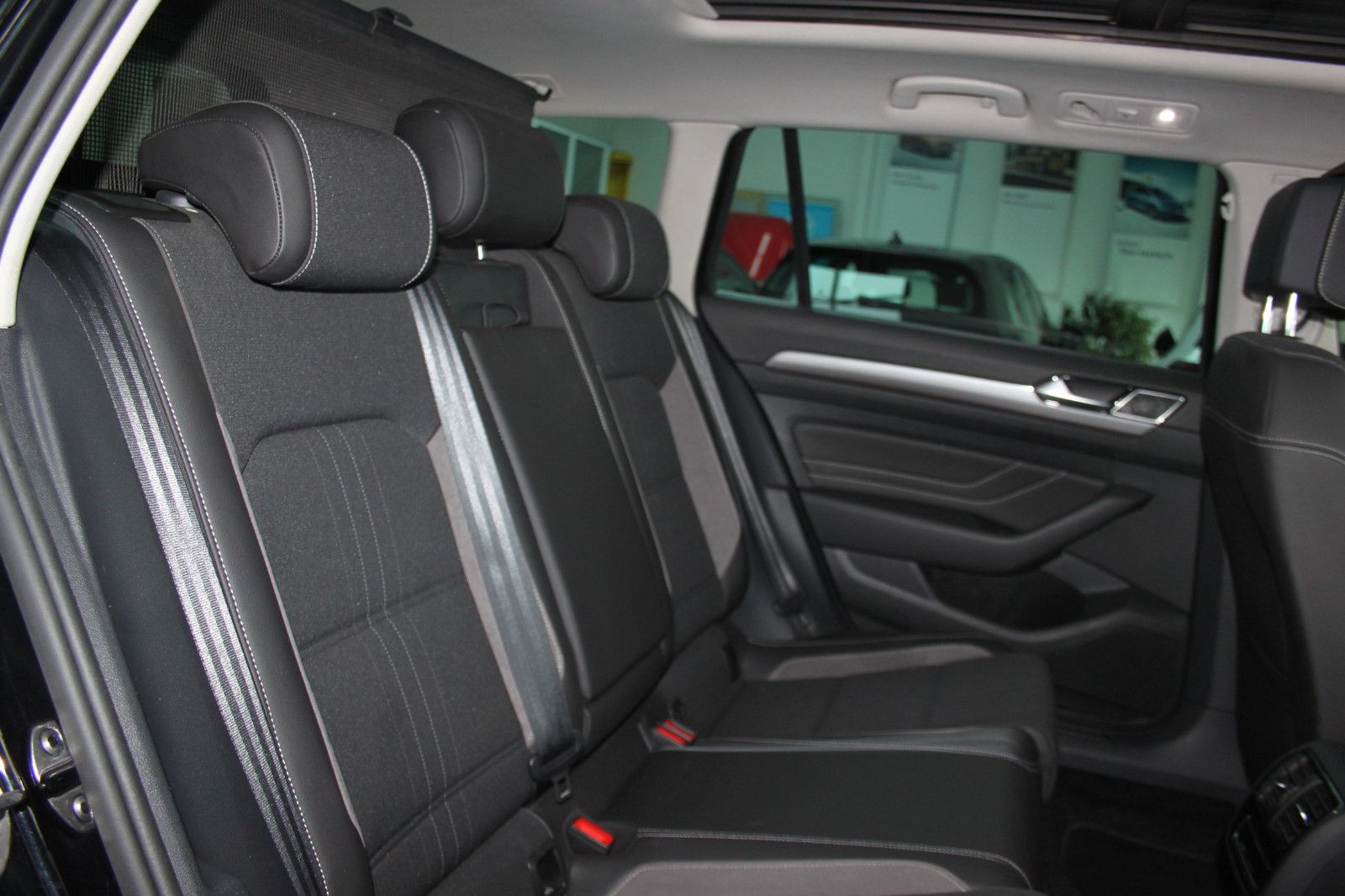 Volkswagen Passat Variant Alltrack/DSG/PANO/AHK/KAME/IQLED