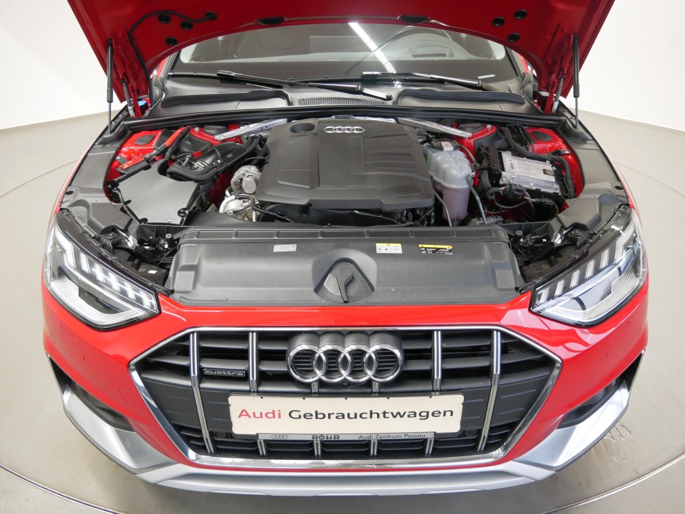 Audi A4 allroad 40 TDI quattro S tro. MATRIX AHK PANO