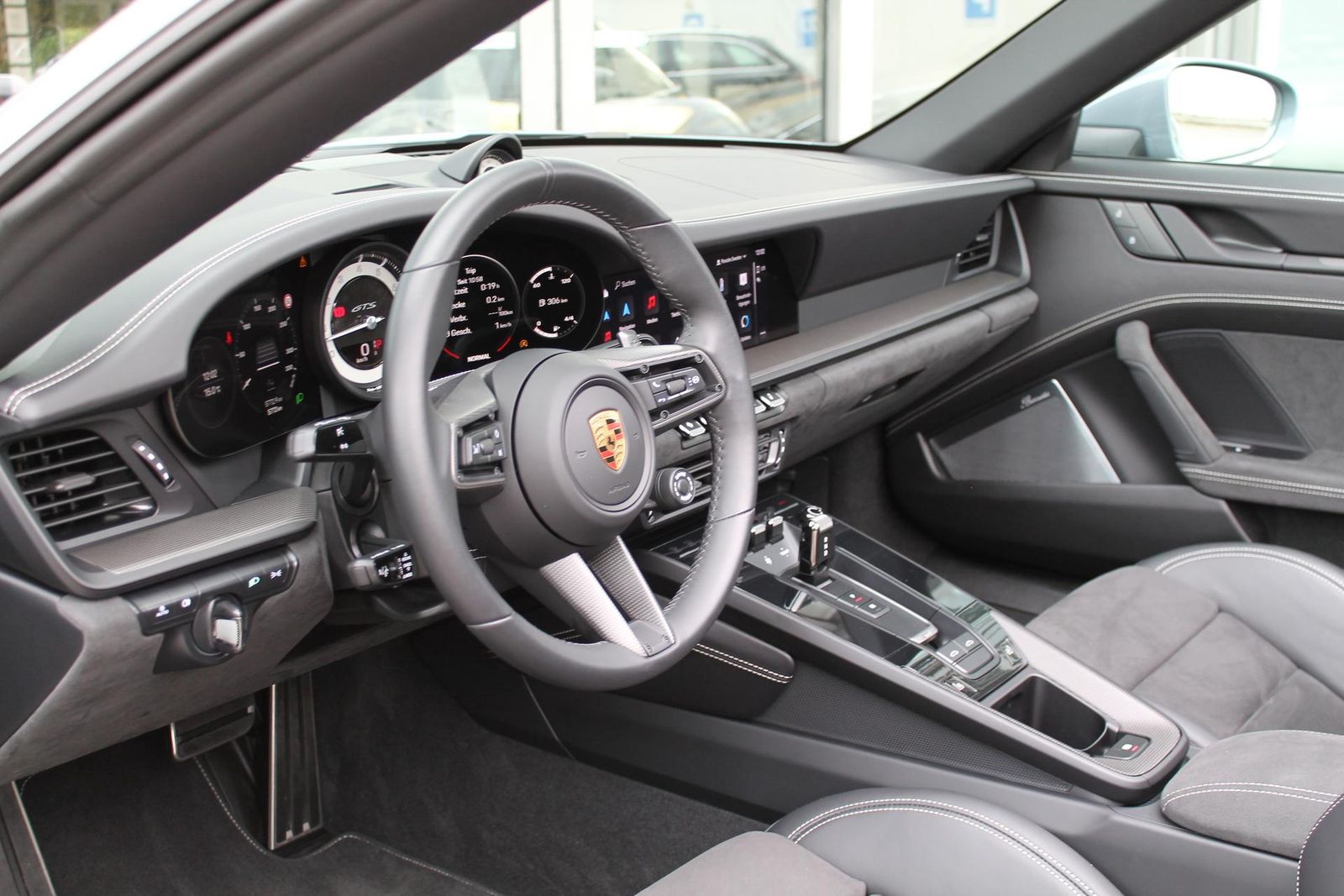 Porsche 911 Targa 4 GTS Hinterachsenlenkung Burmester...