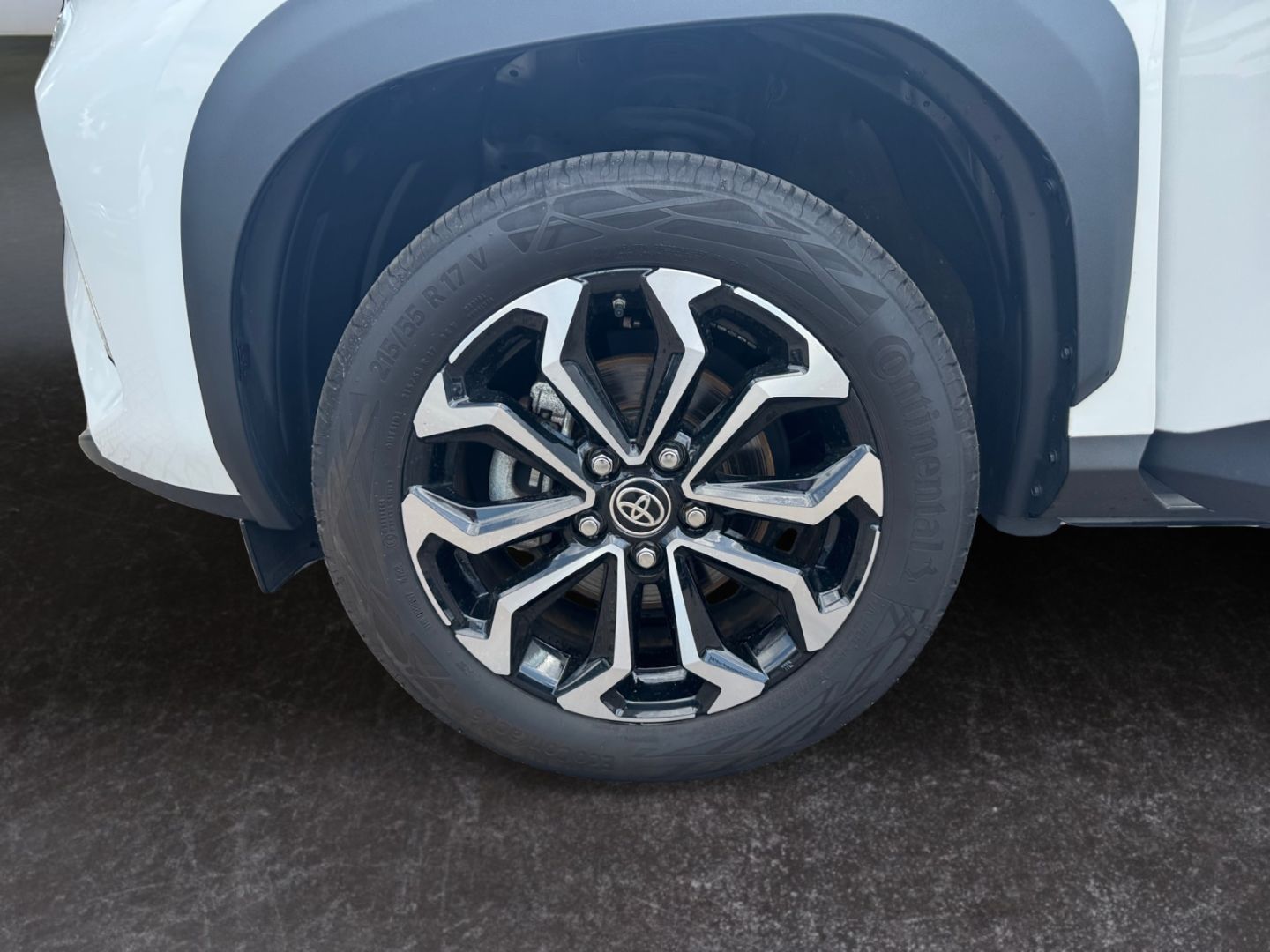 Toyota Yaris Cross Hybrid 1.5 Team D *LED*SHZ*ACC*RCam*
