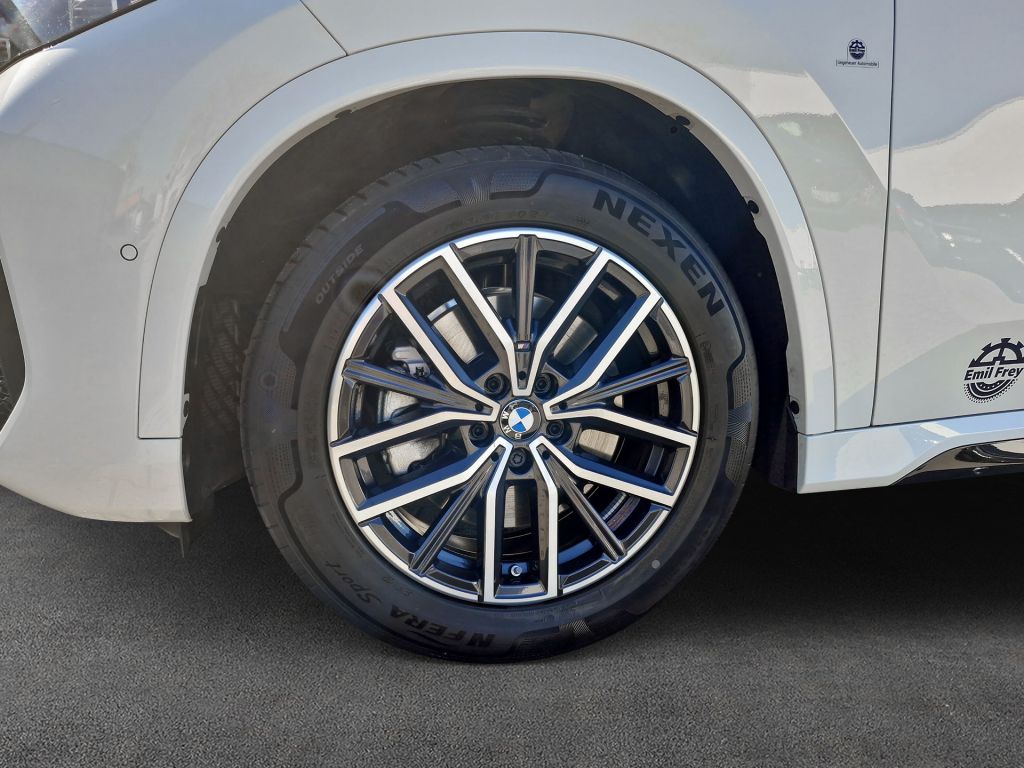 BMW X1 xDrive23i M Sportpaket - Samsaru's Car Outlet