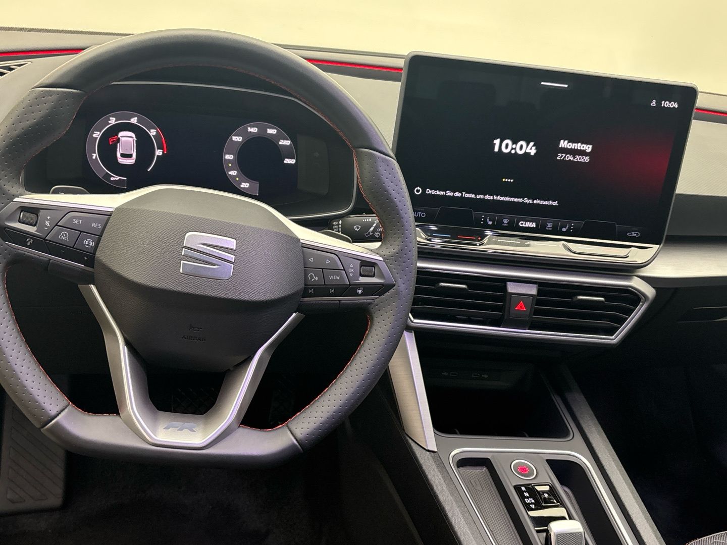 Seat Leon Sportstourer FR 2.0 TDI DSG LED ACC AHK