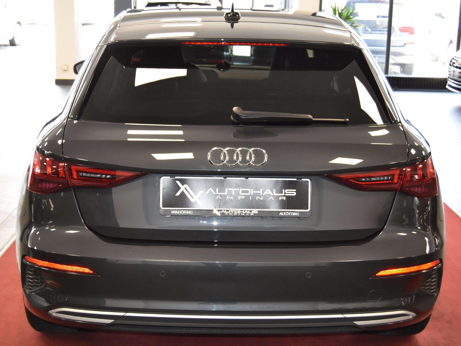 Audi A3 35 TFSI 19ZOLL S-Line 1HAND ACC LED ADVANCED