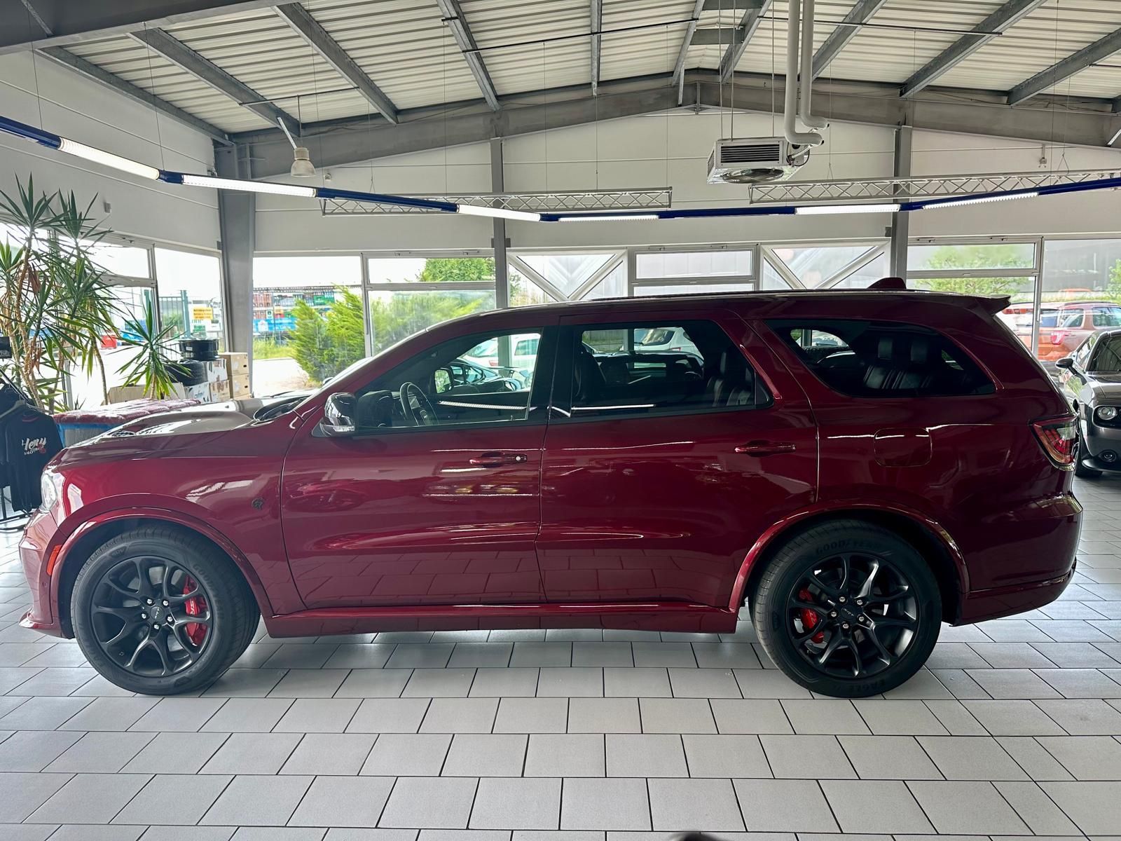 Dodge Durango 6,2 SRT Hellcat 6 Sitzer 719PS
