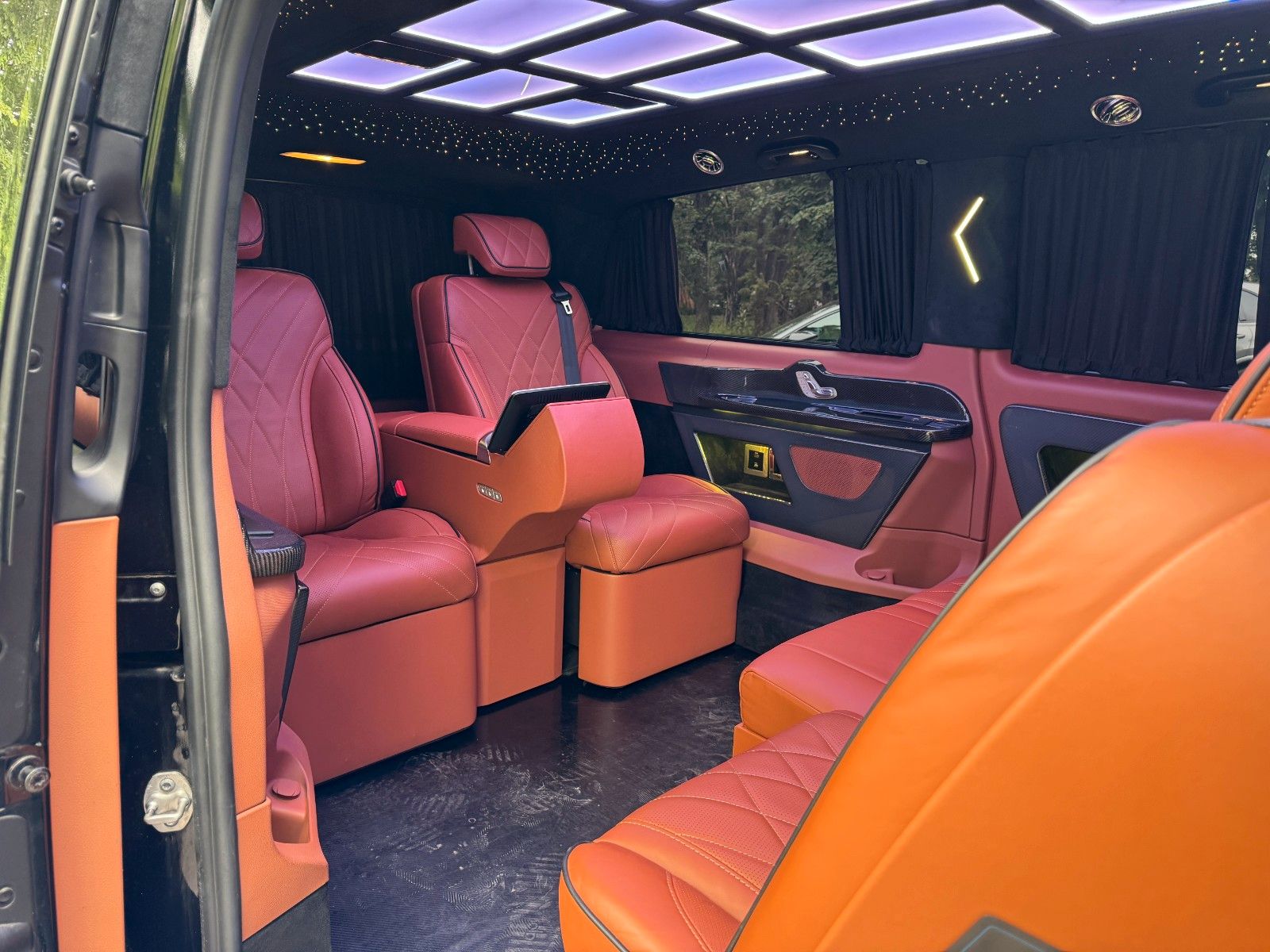 Mercedes-Benz V-Klass Maybach VIP - Samsaru's Car Outlet