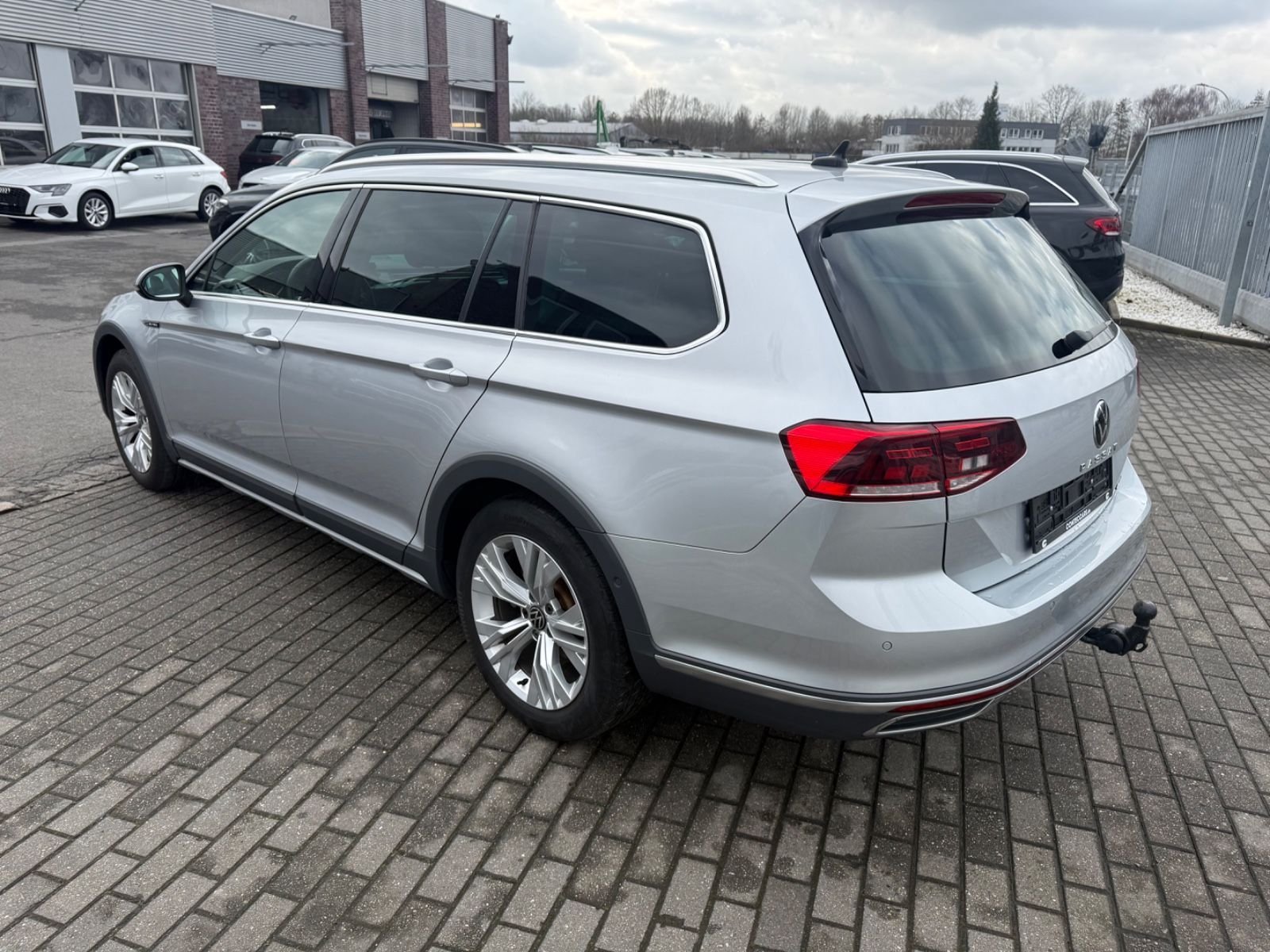 Volkswagen Passat Alltrack 2.0 TDI 4M AHK+XDS+DCC+SH+3Z+KAM
